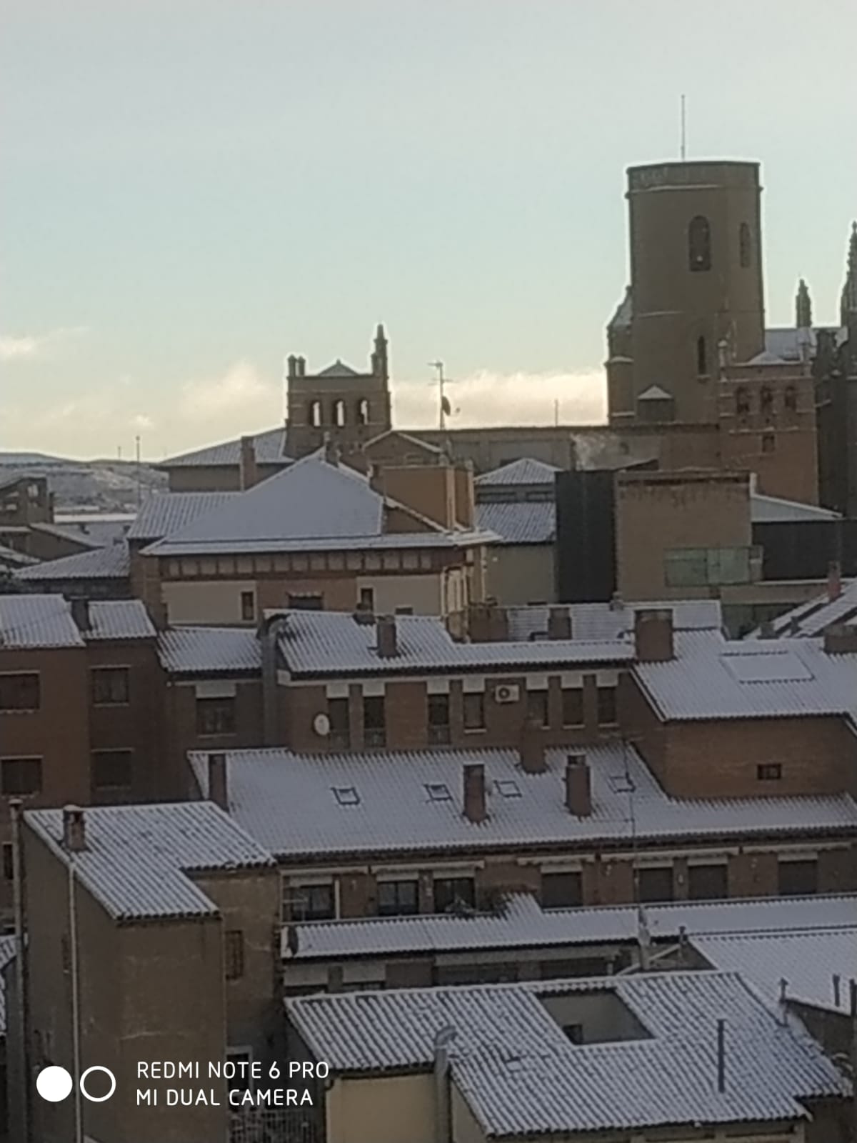 Imágenes tomdas desde la zona de las Tres Torres de Huesca. Foto Enrique Chabier Compairé 