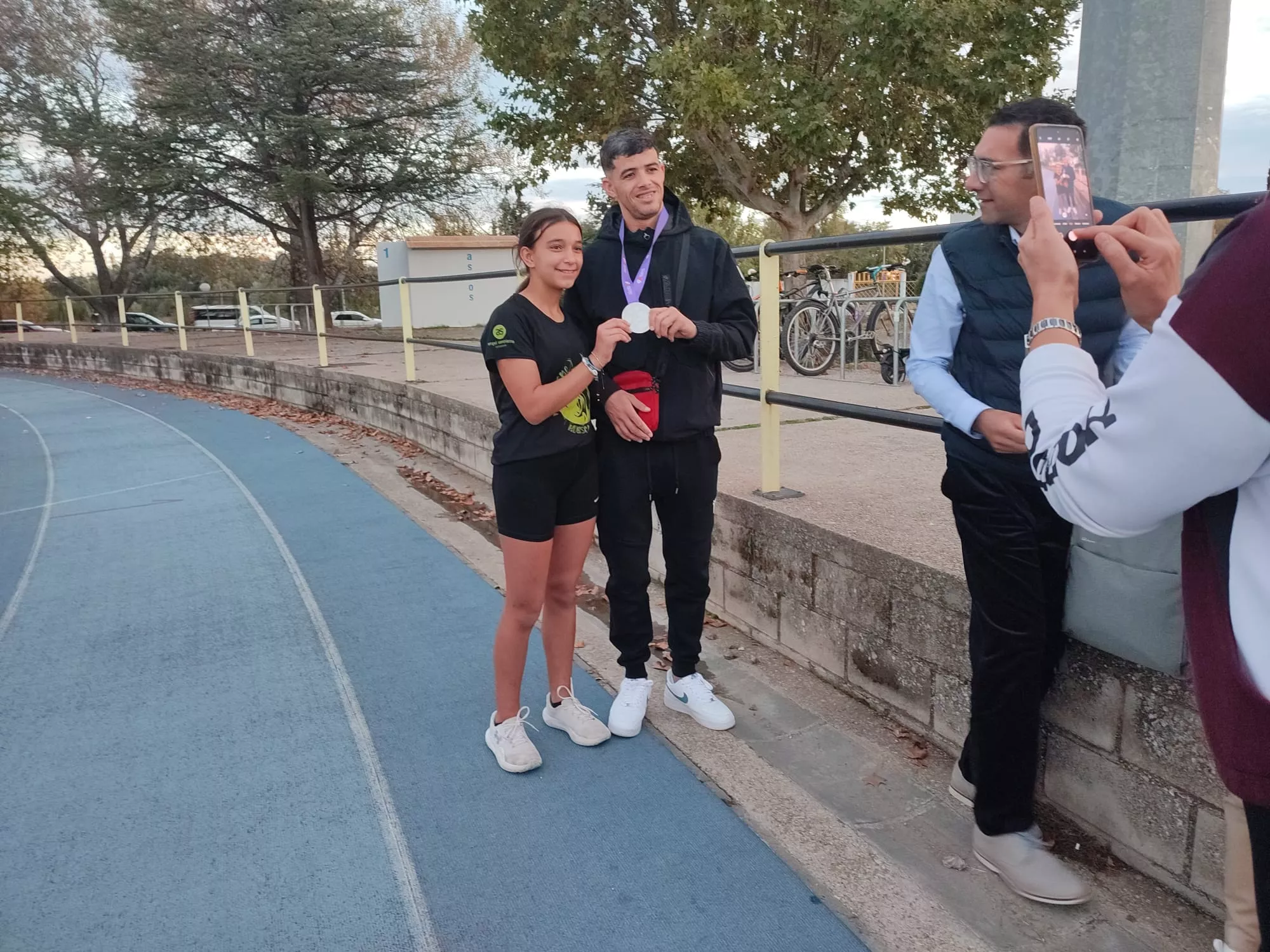 Sedjati con la Escuela de Intec-Zoiti