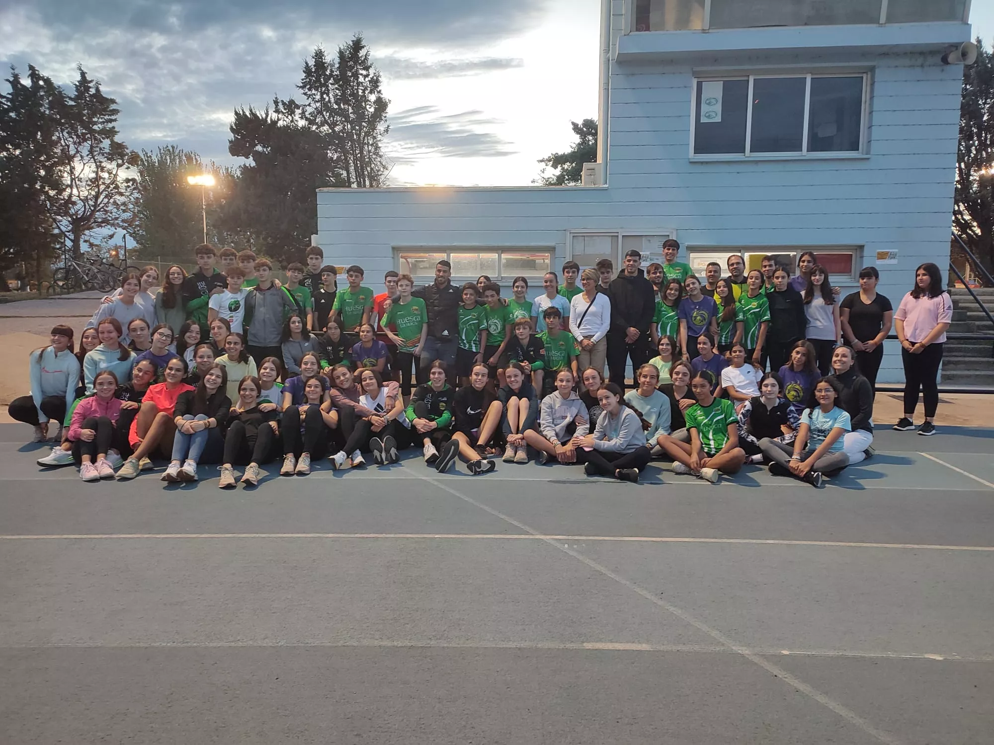 Sedjati con la Escuela de Intec-Zoiti