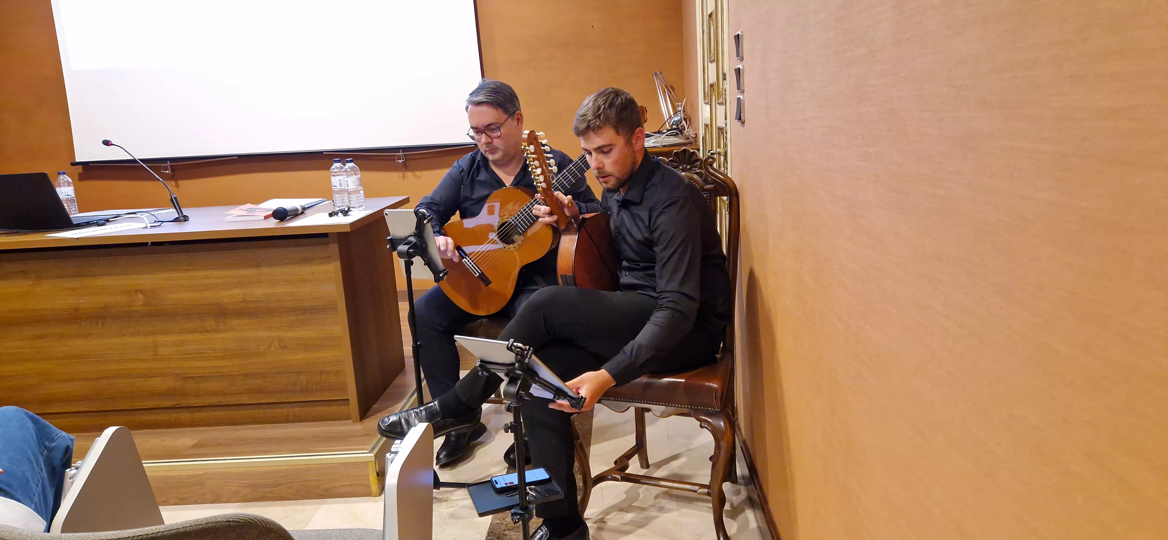 Rodrigo El Puente e Iván Sampietro. Foto Myriam Martínez