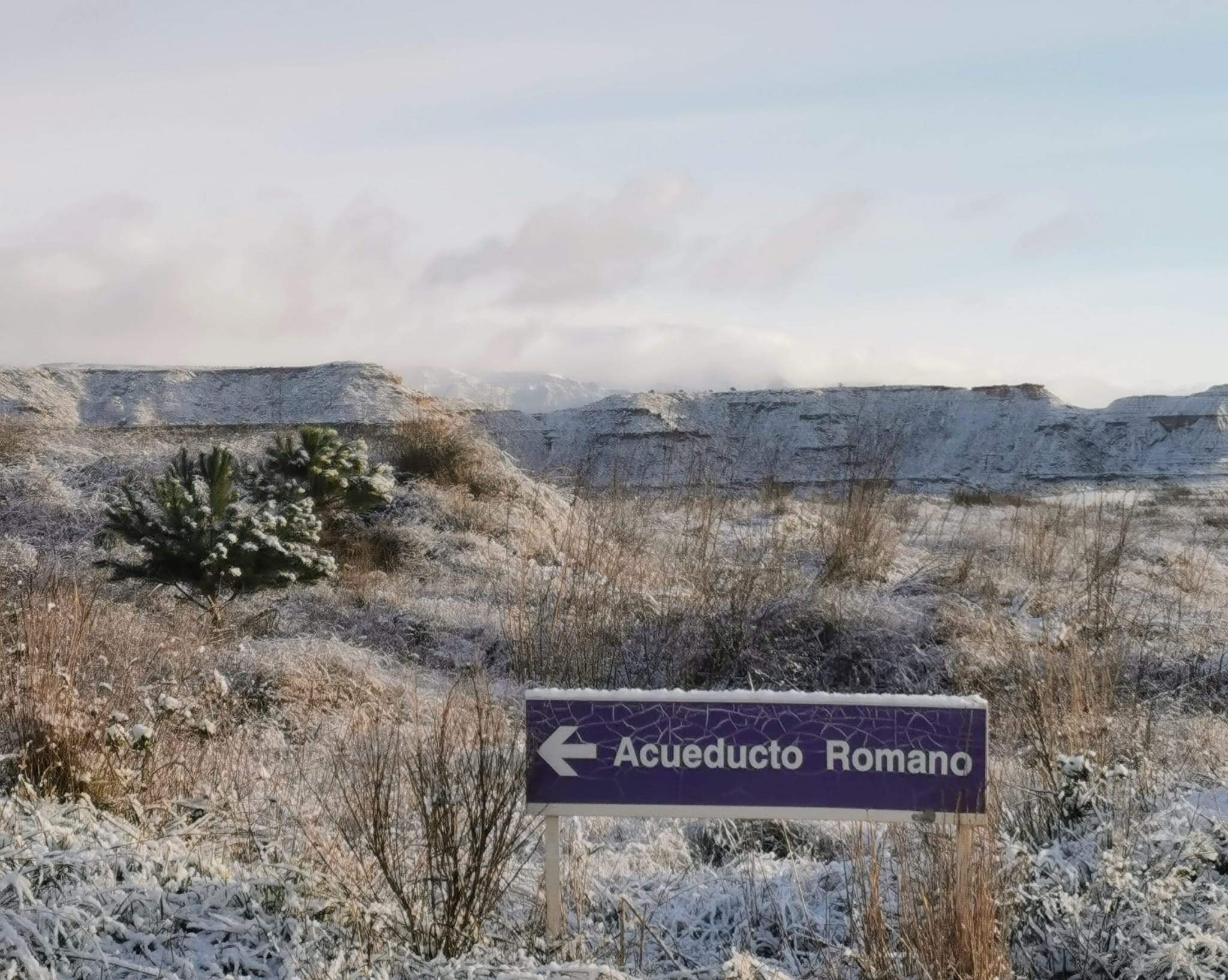 Nieve en la ciudad de Huesca y su entorno. Foto Miguel Bescós 