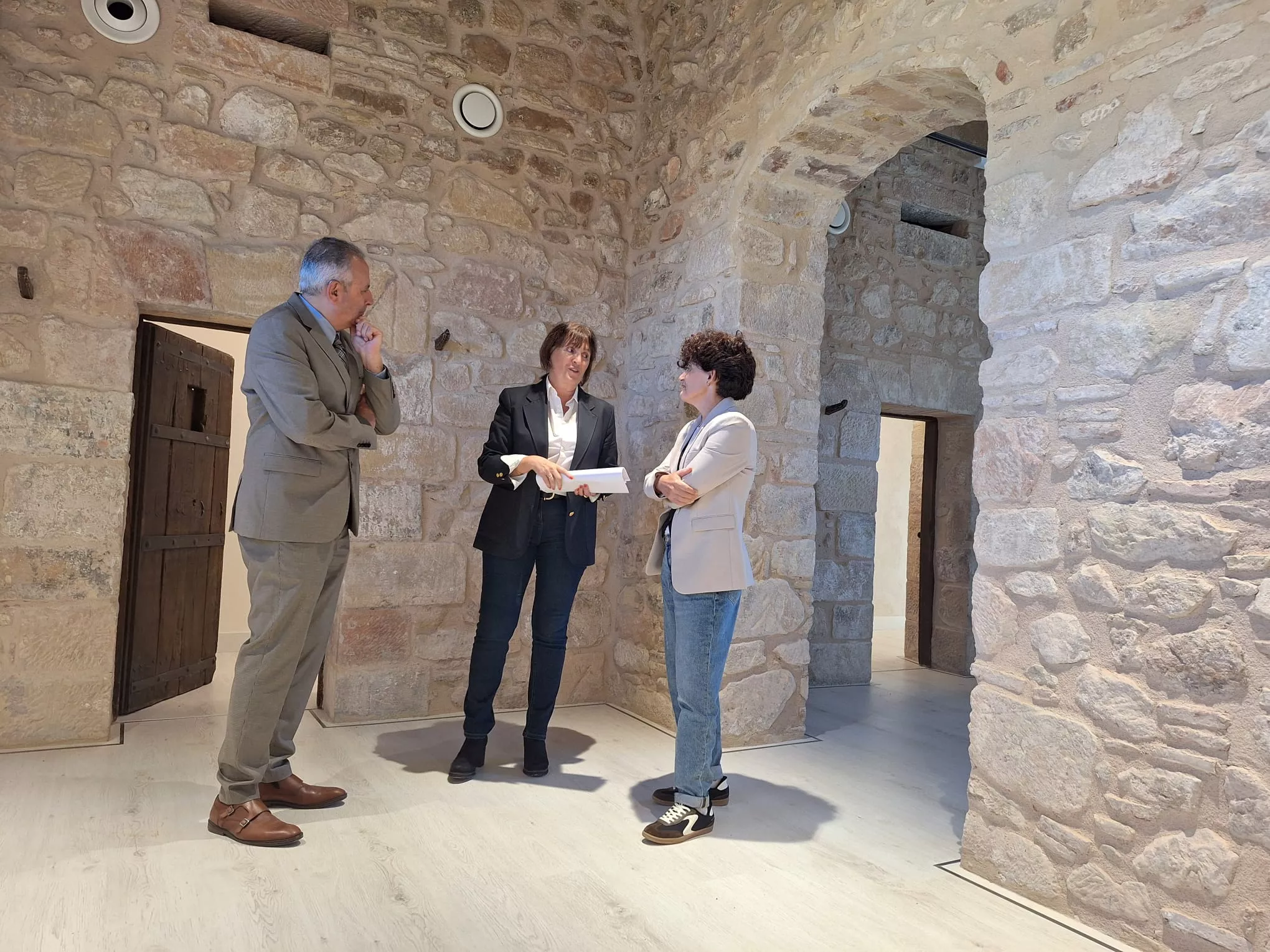 Avanza la rehabilitación de la antigua cárcel de Benabarre, futuro espacio de memoria democrática.