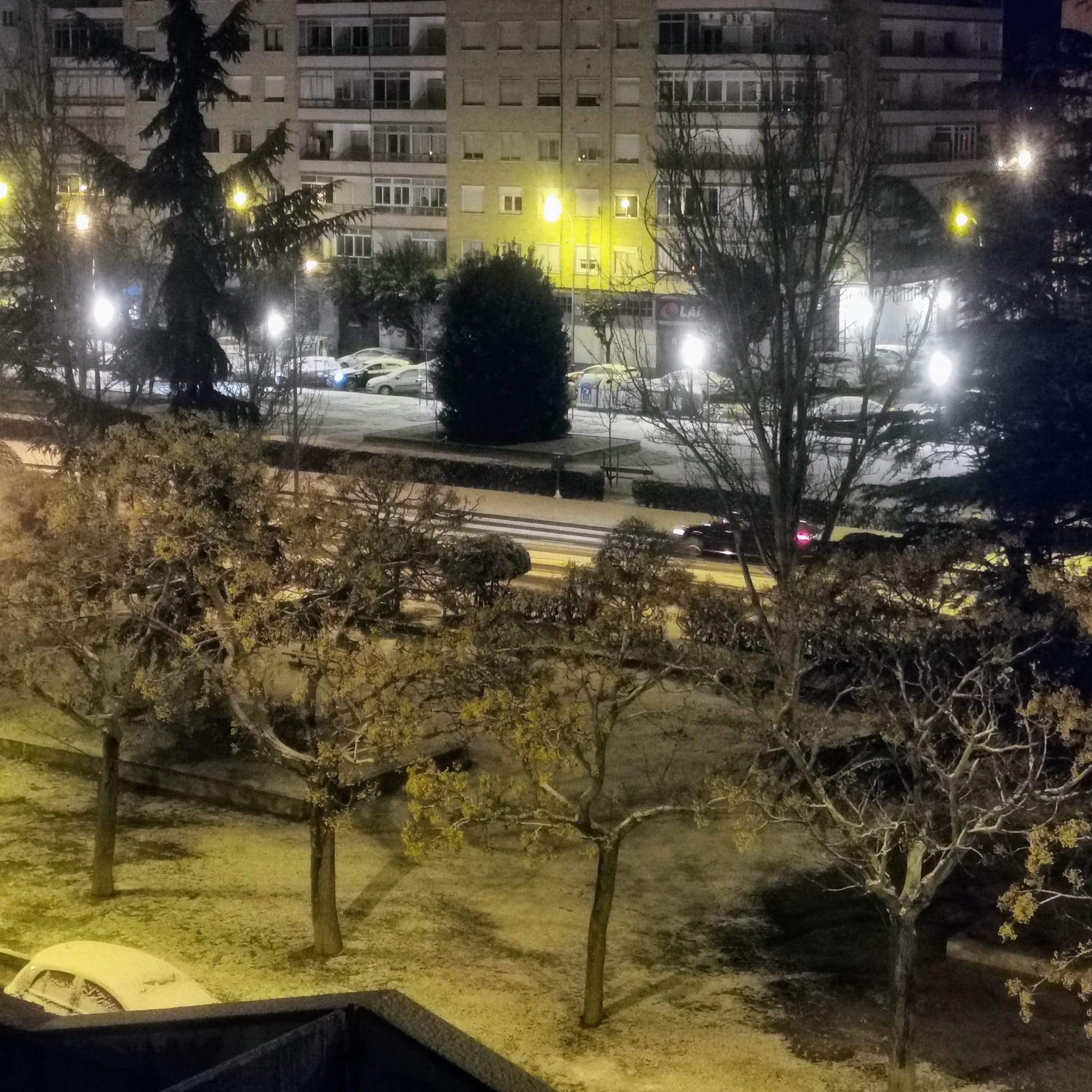 Nieve en la ciudad de Huesca y su entorno. Foto Miguel Bescós 