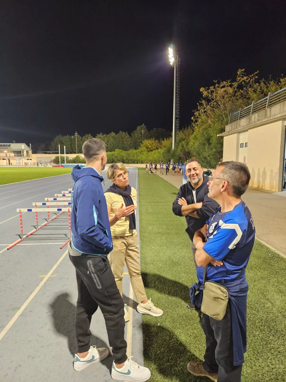 Sedjati con la Escuela del Club Atletismo Barbastro.