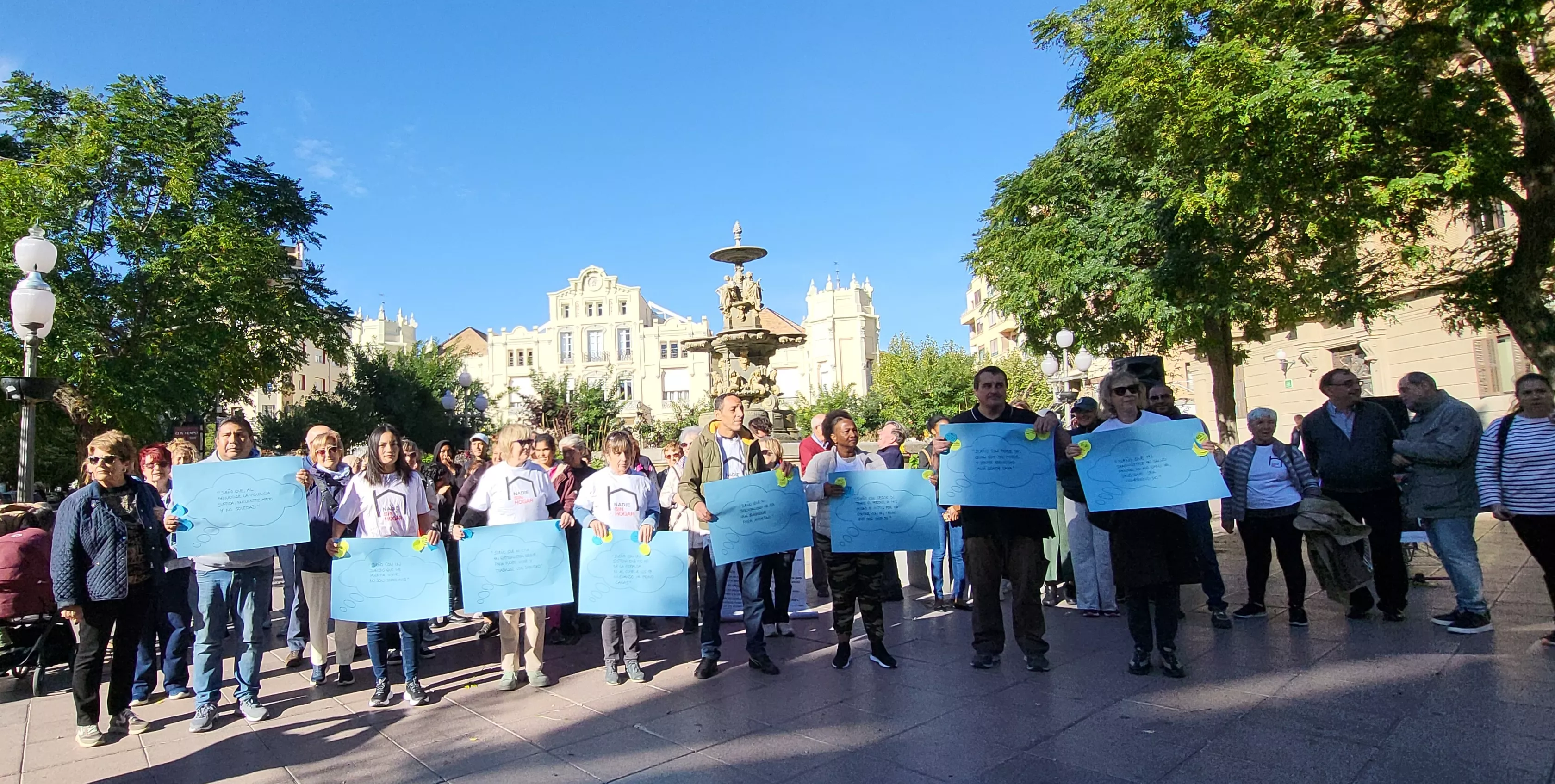 Acto celebrado por Cáritas en el Día de las Personas sin Hogar. Foto Mercedes Manterola