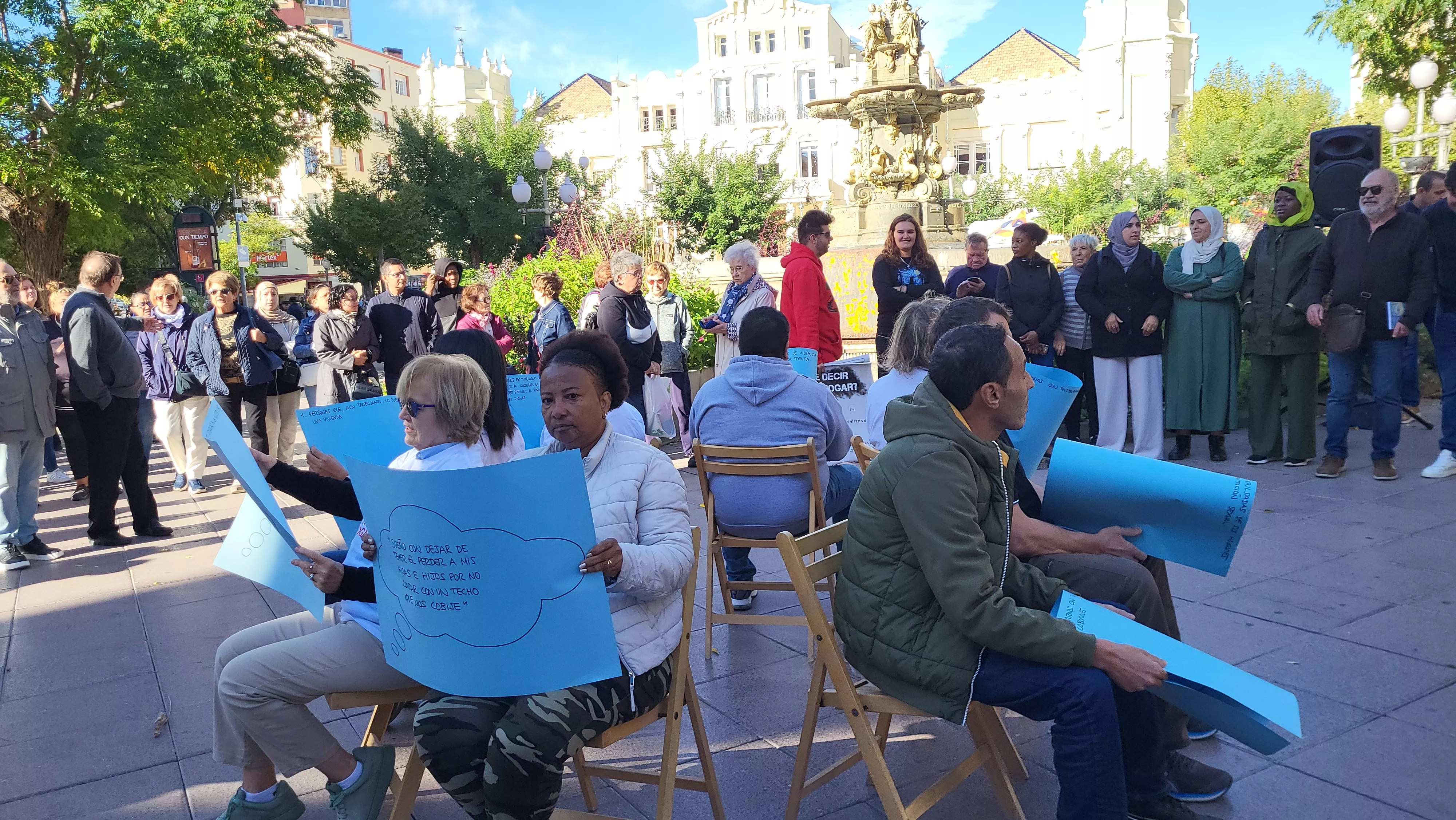Acto celebrado por Cáritas en el Día de las Personas sin Hogar. Foto Mercedes Manterola