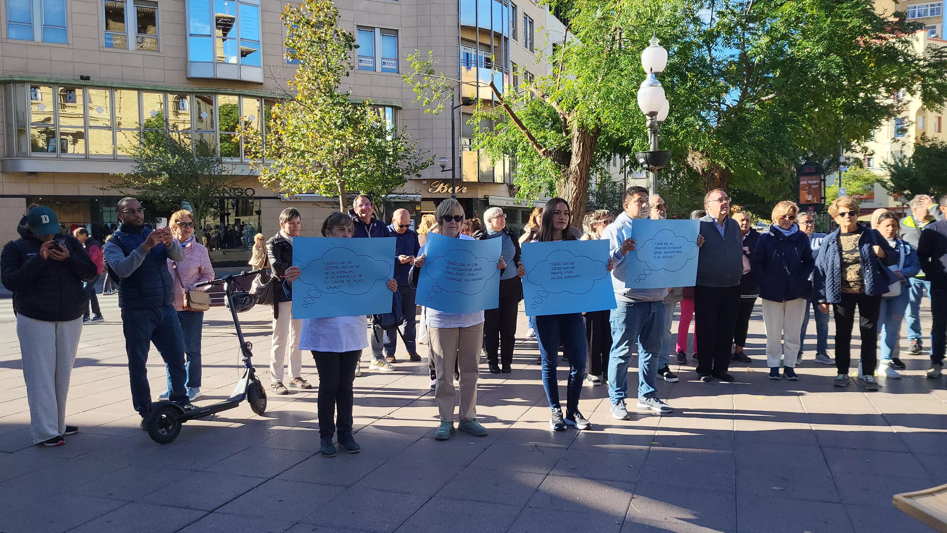 Acto celebrado por Cáritas en el Día de las Personas sin Hogar. Foto Mercedes Manterola