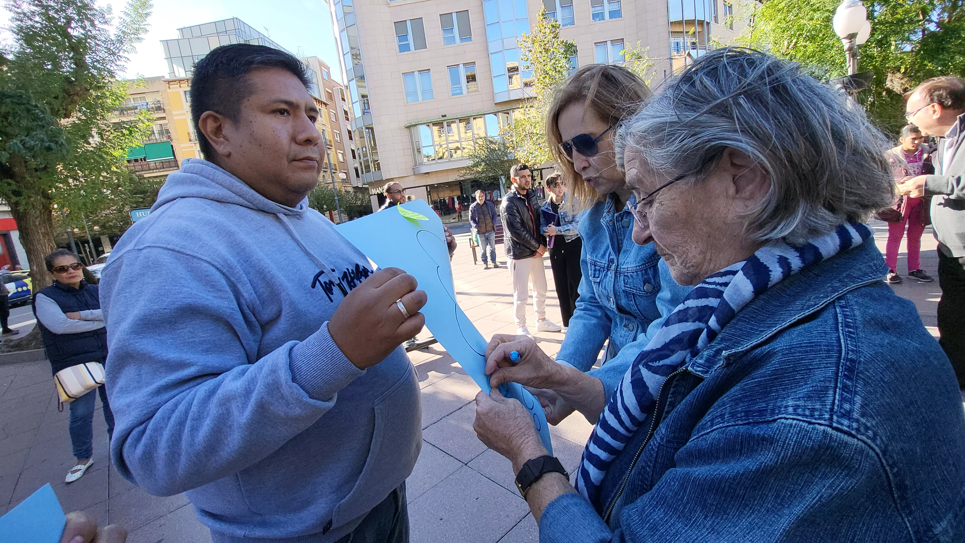 Acto celebrado por Cáritas en el Día de las Personas sin Hogar. Foto Mercedes Manterola