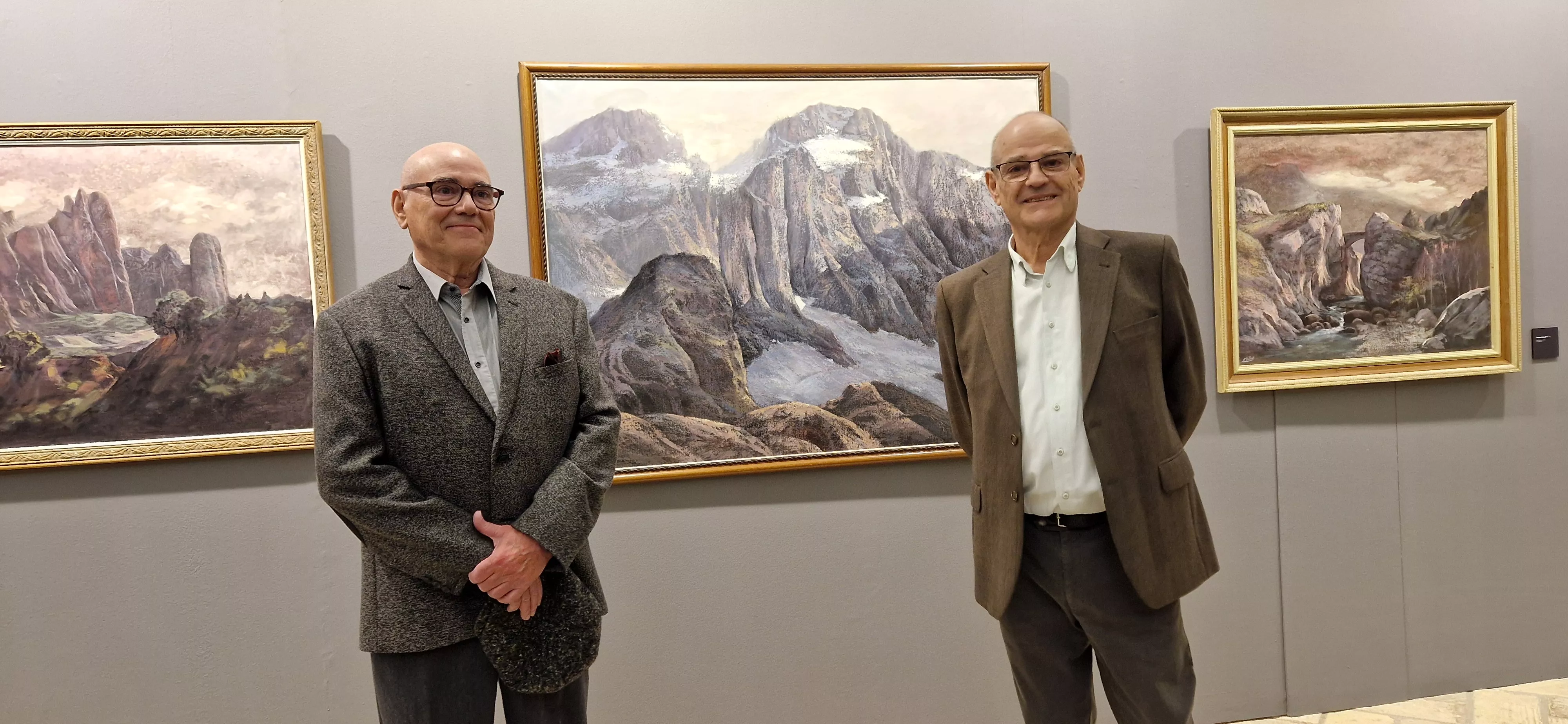 Carlos y Jesús Mairal. Exposición de Leoncio Mairal en el Museo de Huesca. Foto Myriam Martínez