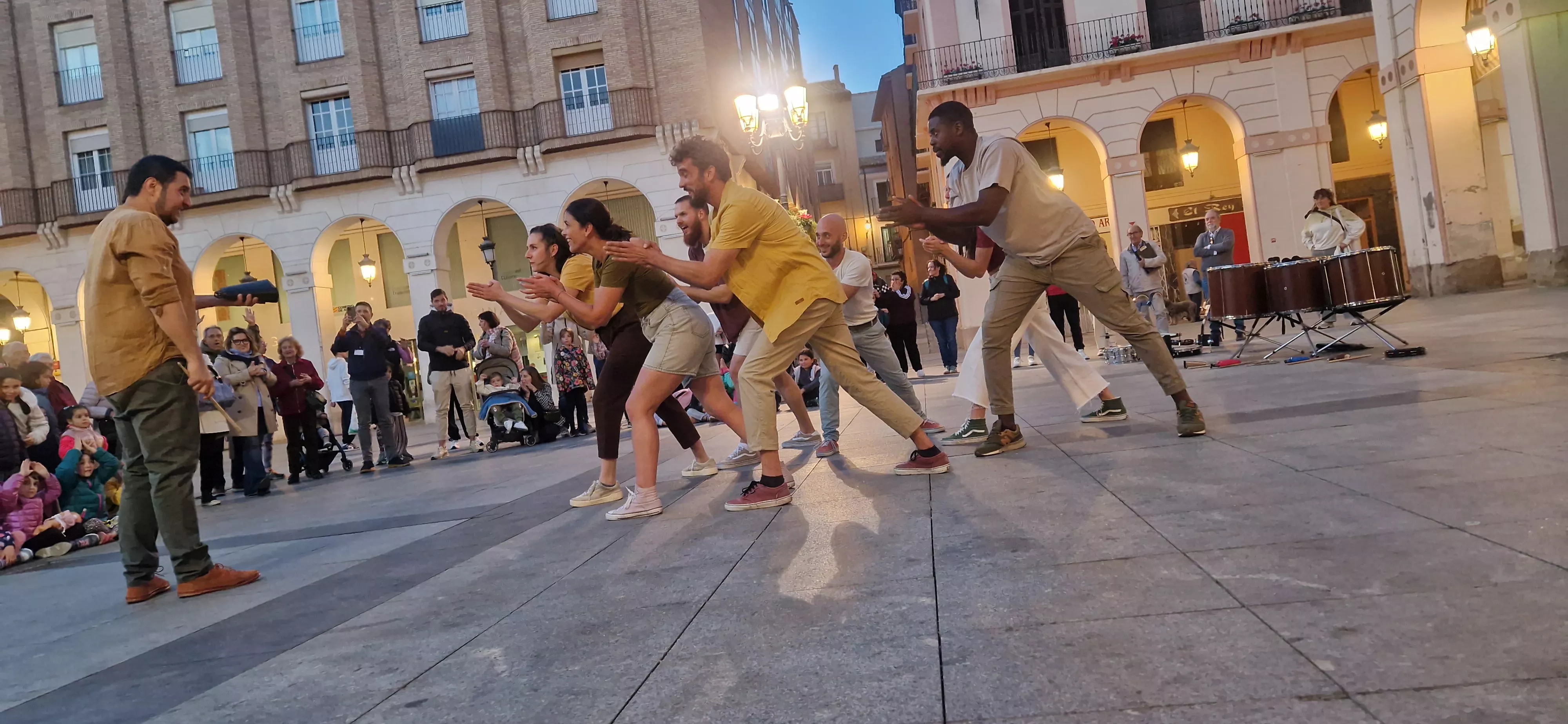 Arranca el Spin Festival con el pasacalles de Sound de Secá. Foto Myriam Martínez