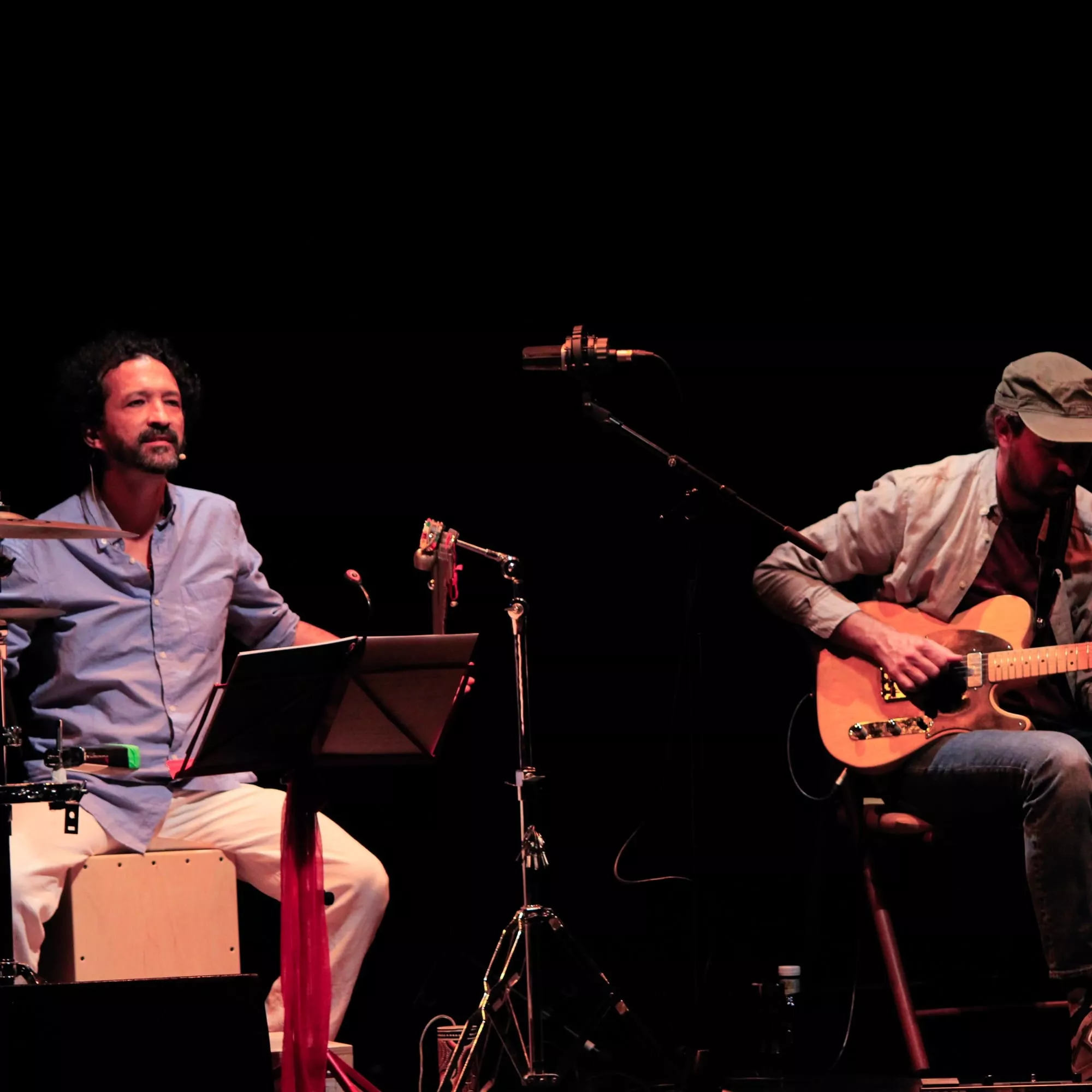 Héctor Castellanos y Nicolás Mora. El regalo intangible y emocional de Versonoros