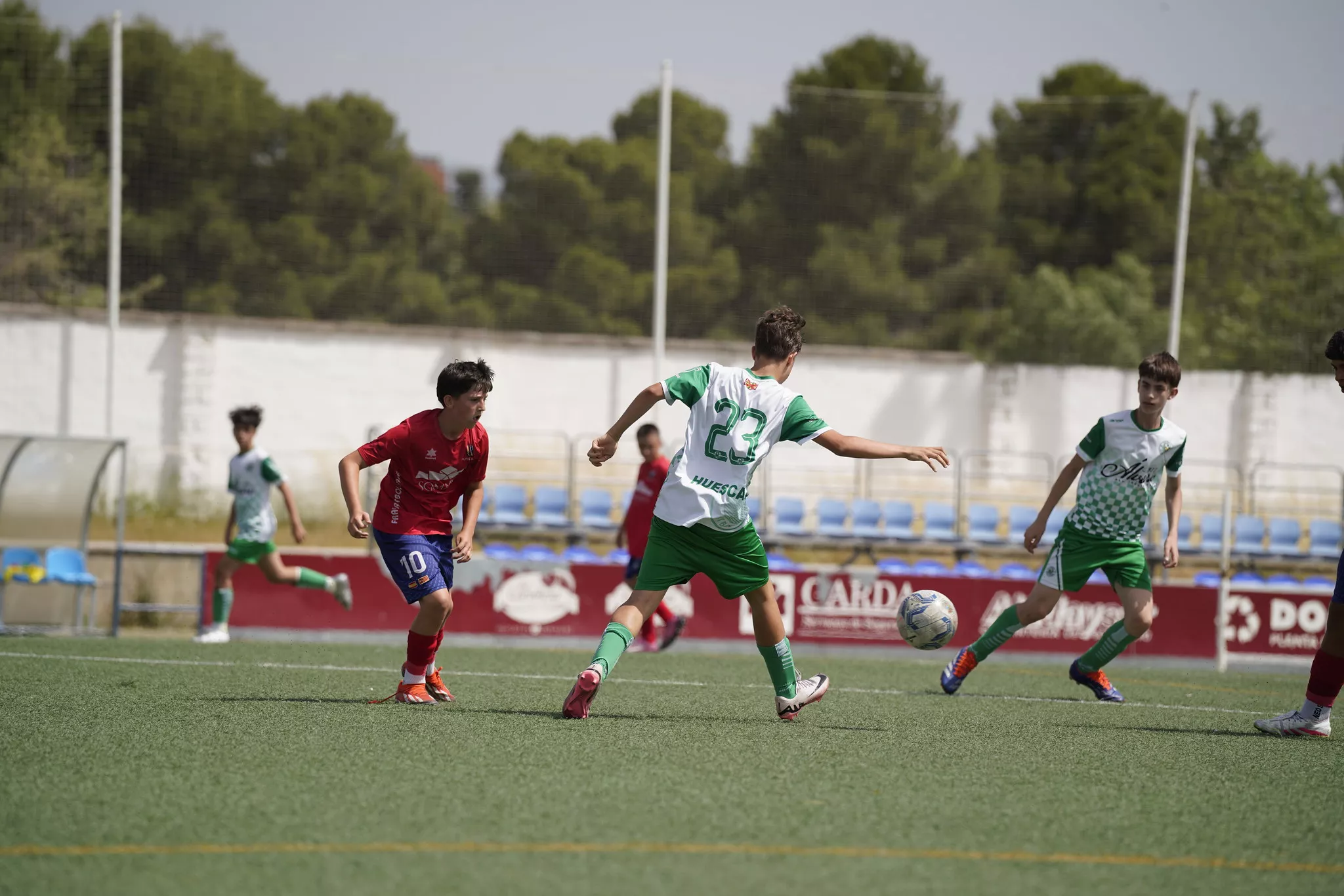 Foto de archivo de un partido del fútbol base altoaragonés. Foto: @fotomaniafut