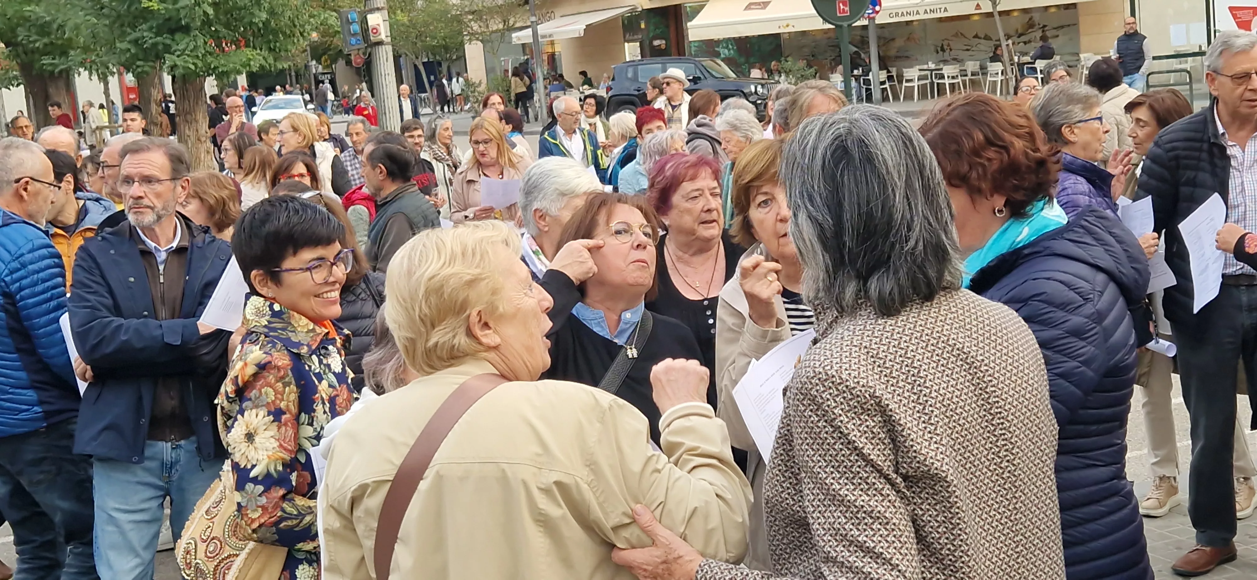Voces por la paz, por los derechos humanos y contra las guerras del mundo. Foto Myriam Martínez