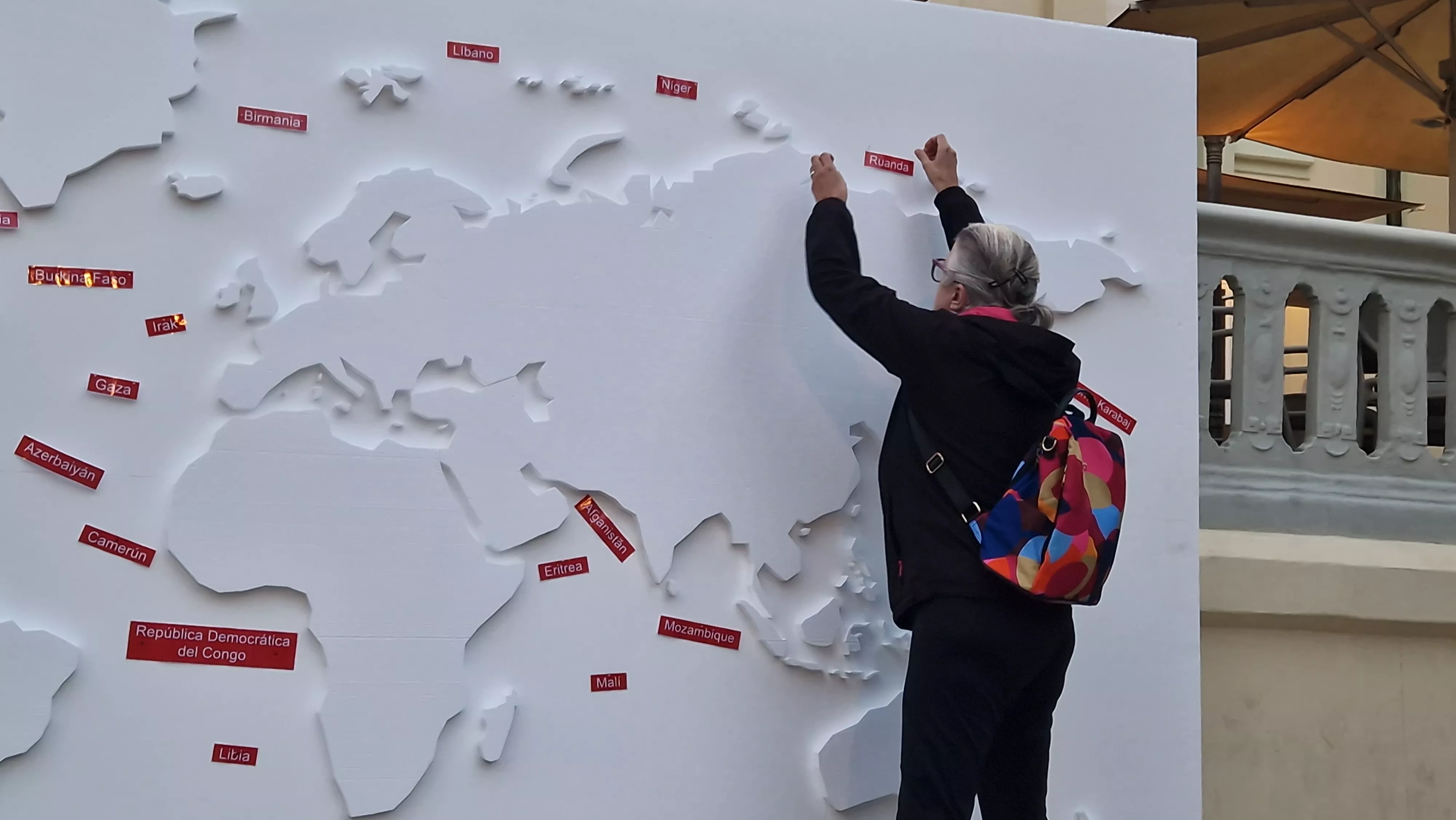 Voces por la paz, por los derechos humanos y contra las guerras del mundo. Foto Myriam Martínez