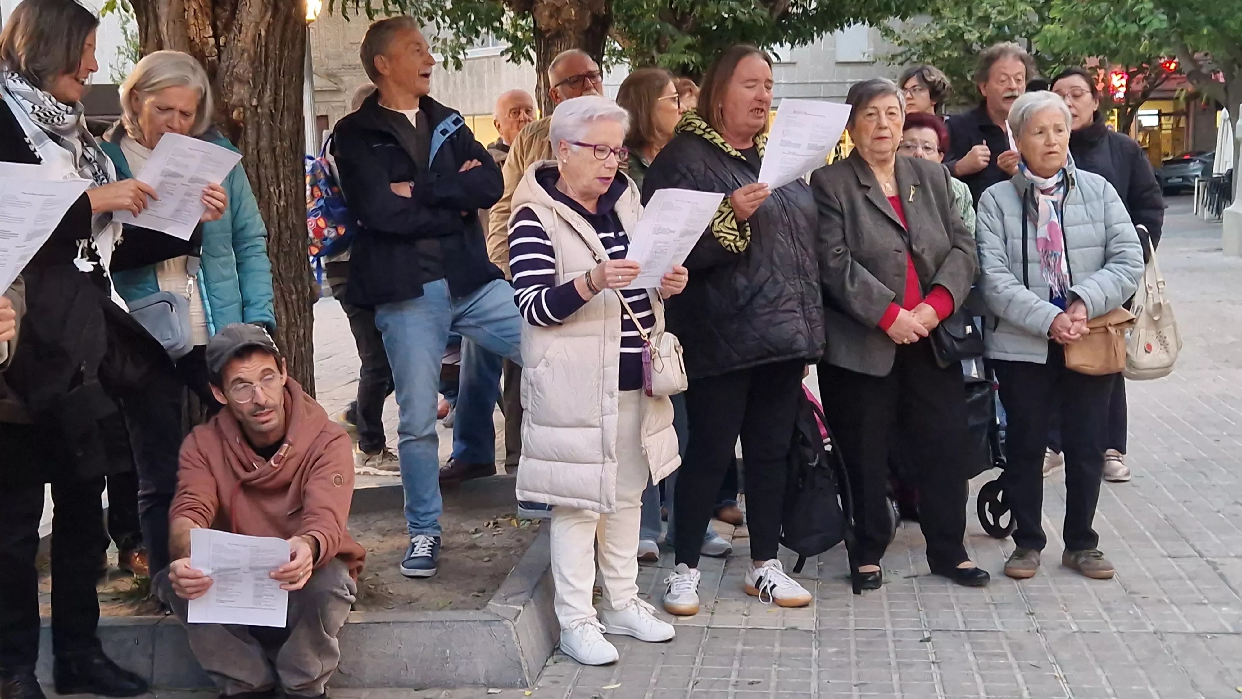Voces por la paz, por los derechos humanos y contra las guerras del mundo. Foto Myriam Martínez