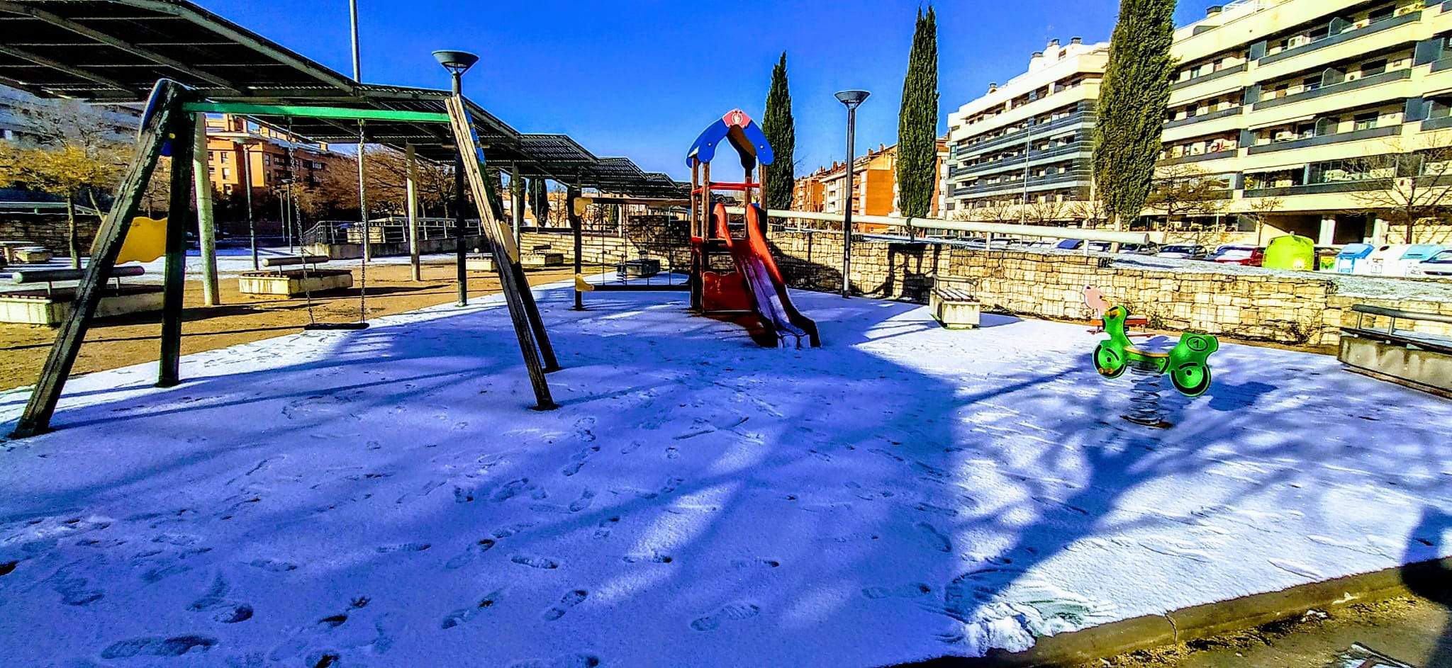 Nieve en la ciudad de Huesca y sus alrededores. Foto Joaquín Santafé