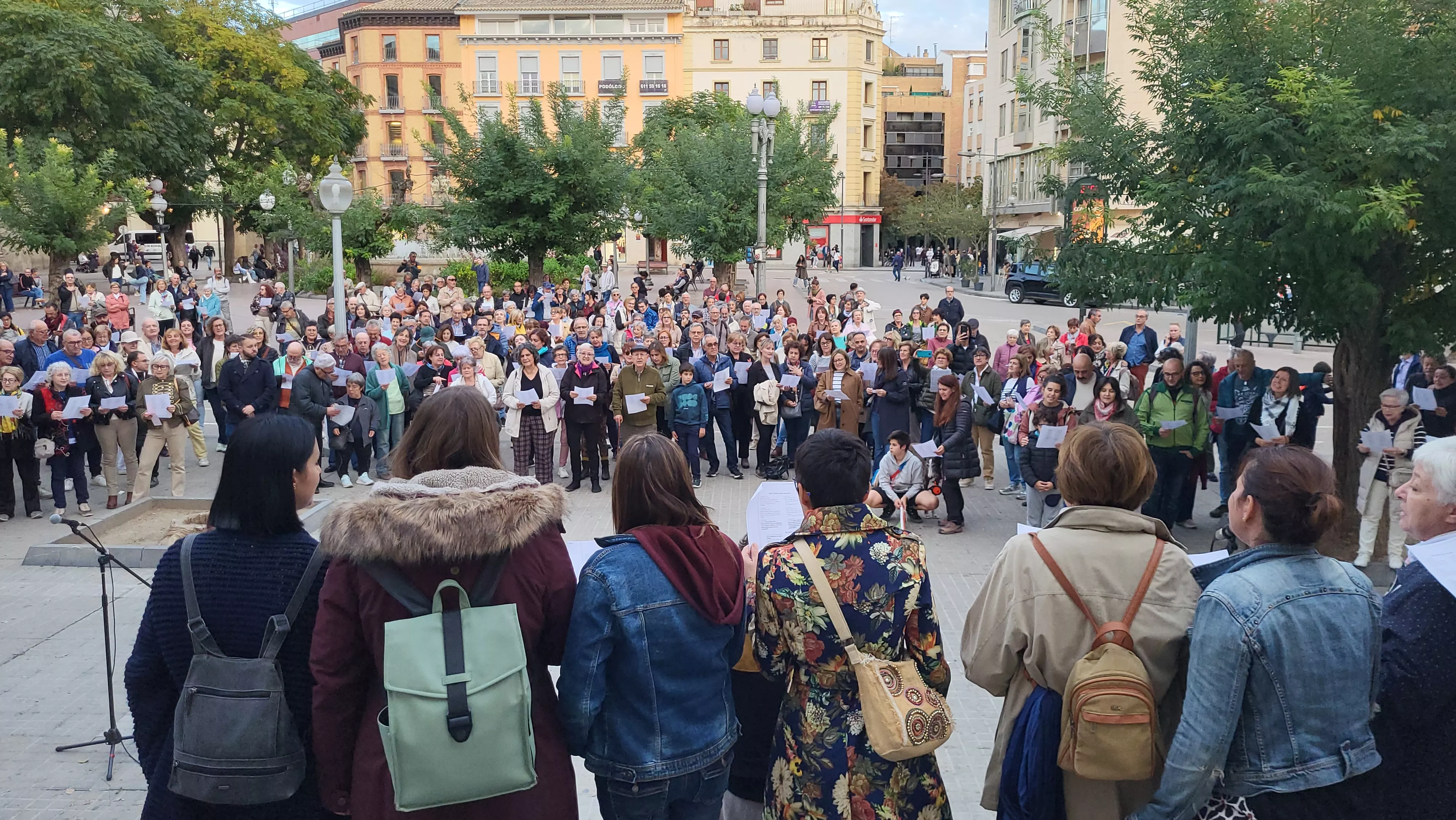 Voces por la paz, por los derechos humanos y contra las guerras del mundo. Foto Mercedes Manterola