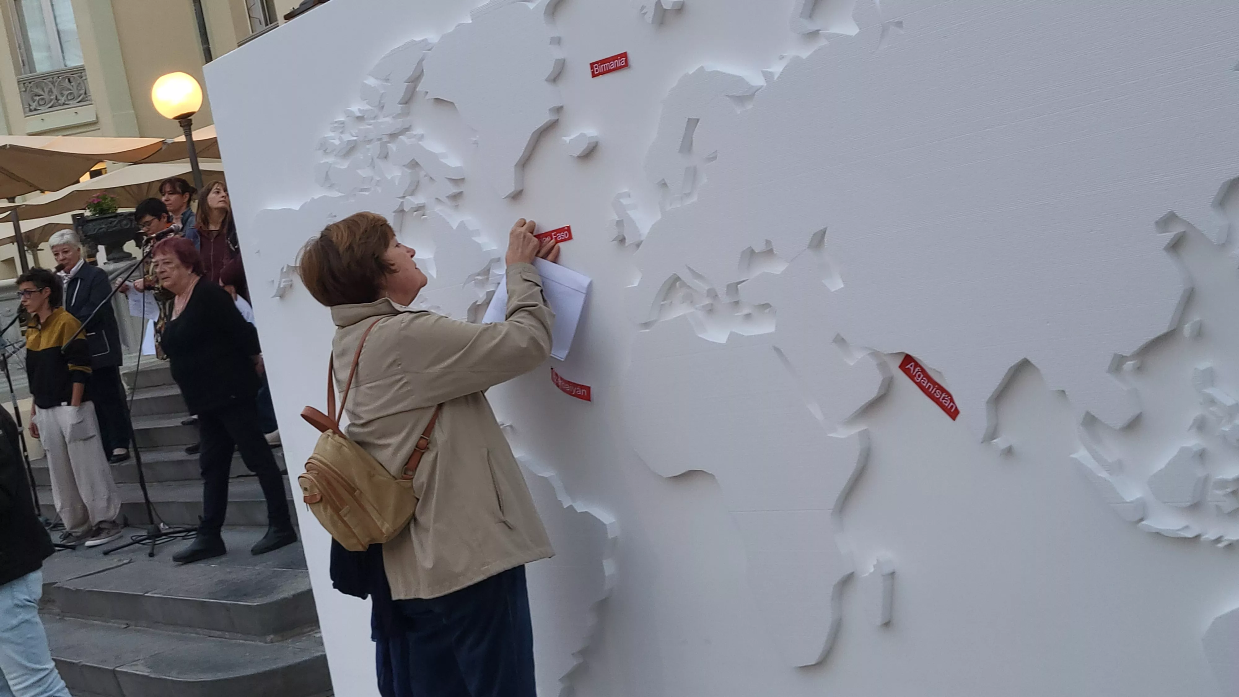 Voces por la paz, por los derechos humanos y contra las guerras del mundo. Foto Mercedes Manterola