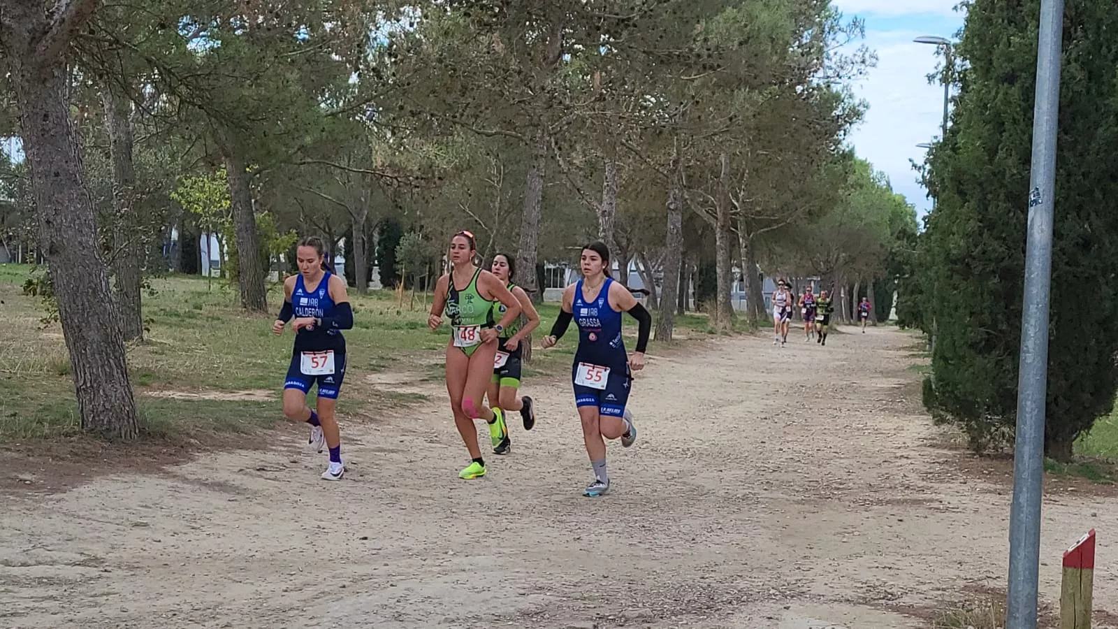 Imágenes del V Duatlón Cros Ciudad de Huesca celebrado este sábado. Foto: Adri Mora