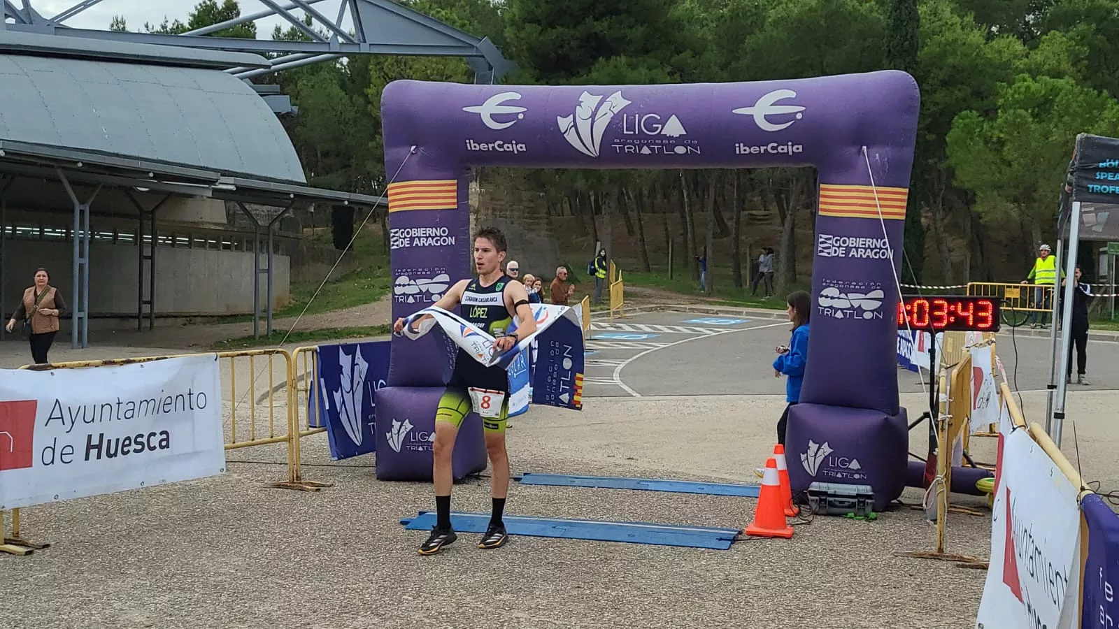 Imágenes del V Duatlón Cros Ciudad de Huesca celebrado este sábado. Foto: Adri Mora