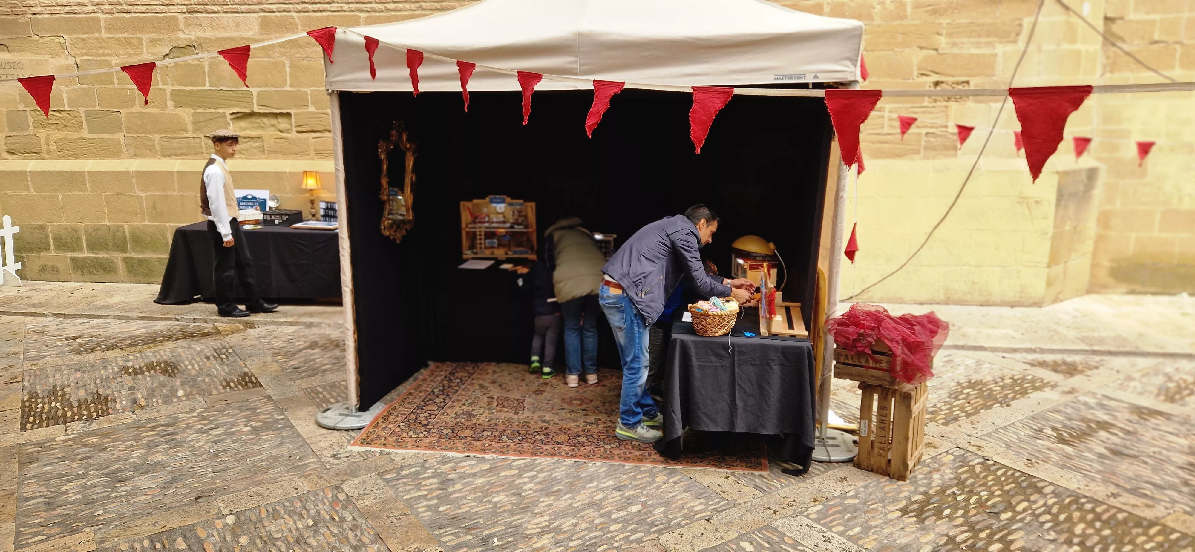 El pasaje de los recuerdos, de la compañía  Minimons. Foto Myriam Martínez