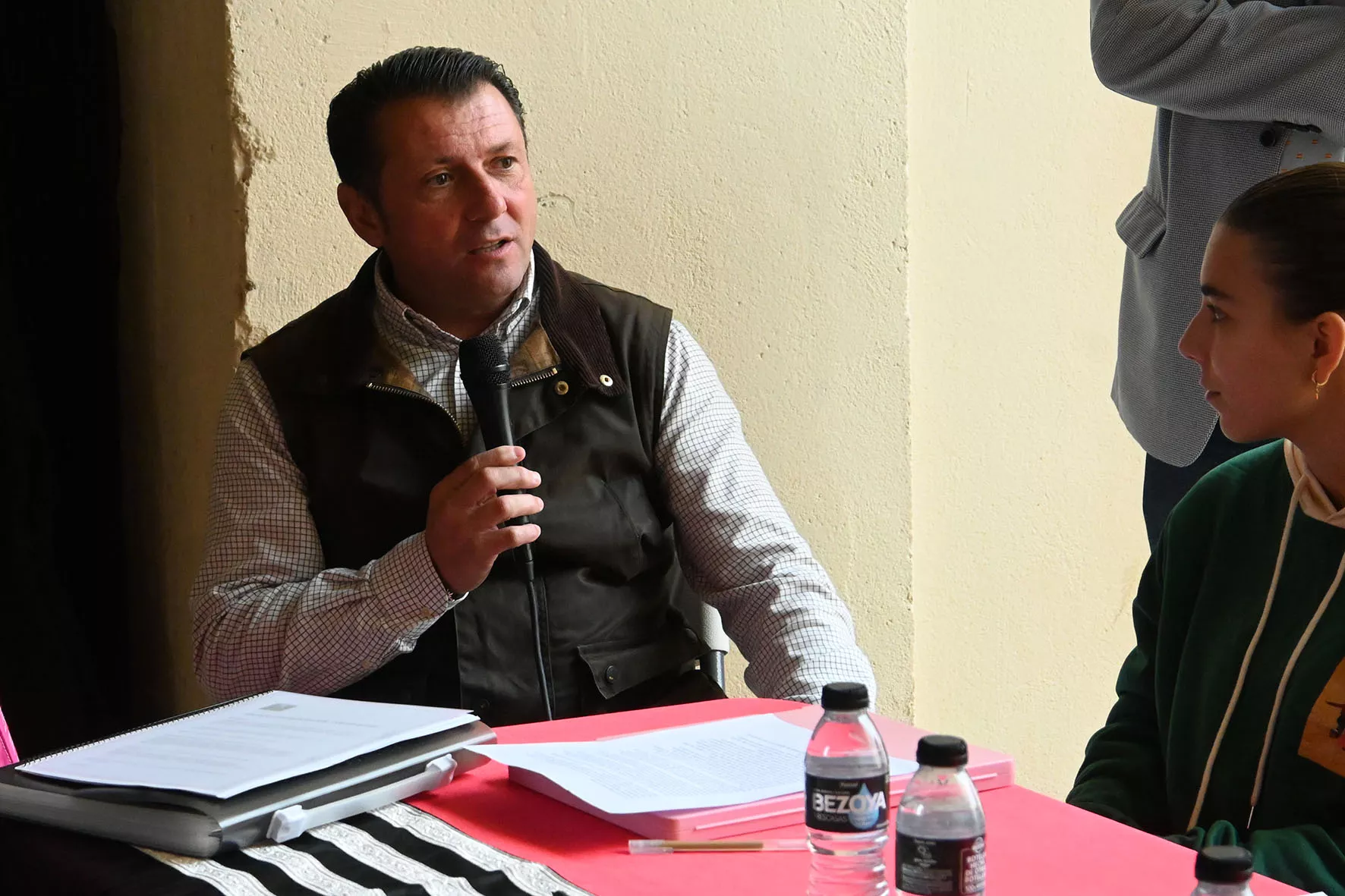 Presentación de la Peña Angelistas en la Plaza de Toros de Huesca. Foto Carlos Jalle