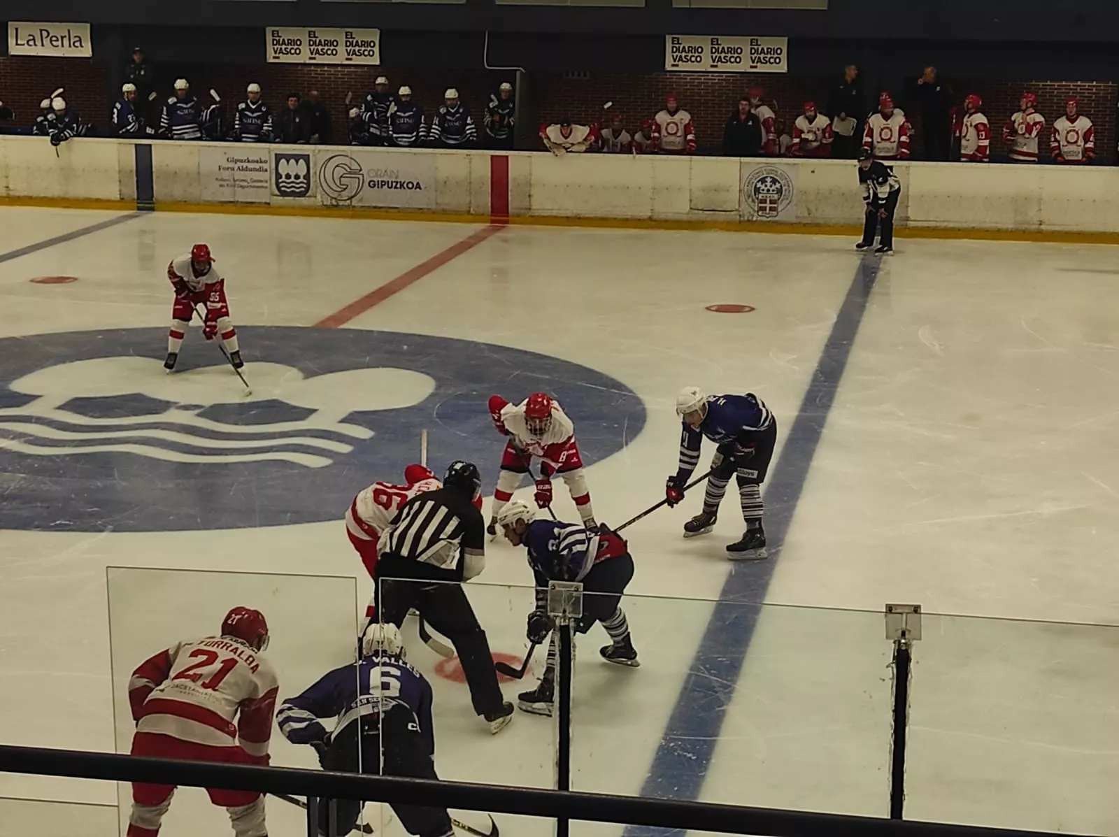 TXURI-CHJ. FOTO CHJ ANTONIO LECUONA 