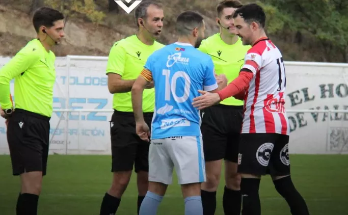 El Binéfar vuelve de vacío de Illueca (2-1)