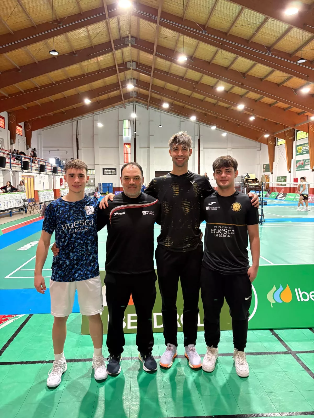 Alejandro Gállego, Luis Suárez, Natxo Cervelló y Gonzalo Isábal en Villanueva de la Vera.