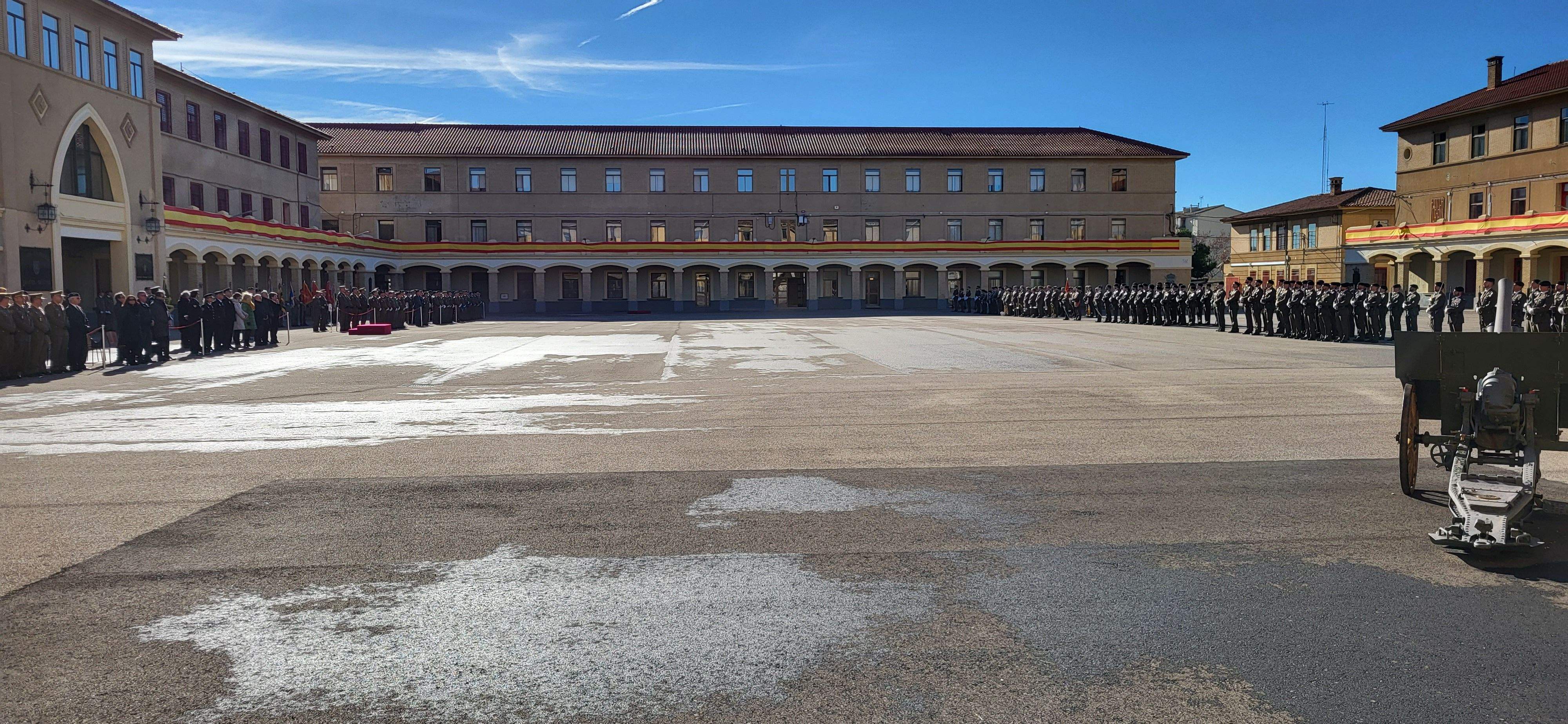 Toma de posesión de José Manuel Vivas como jefe de la División Castillejos