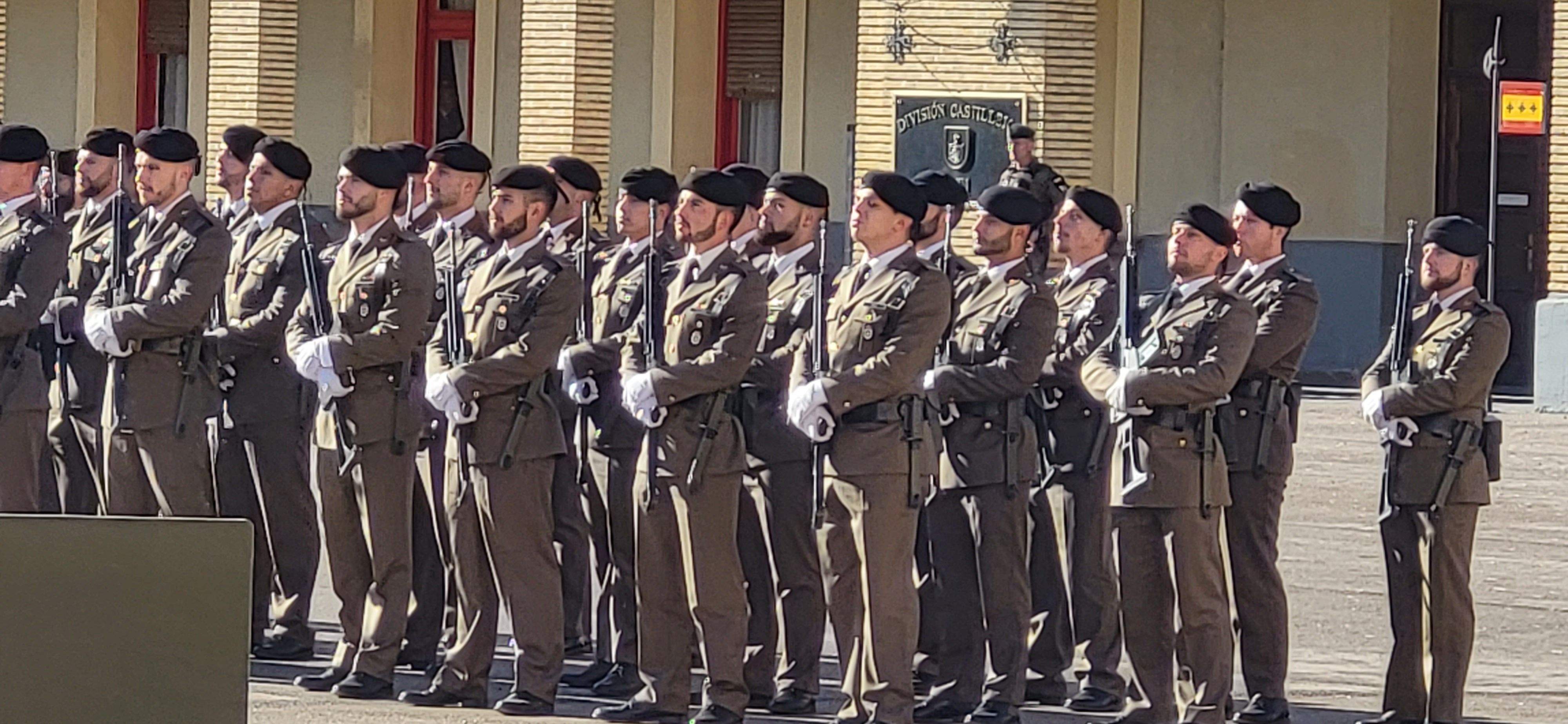 Toma de posesión de José Manuel Vivas como jefe de la División Castillejos