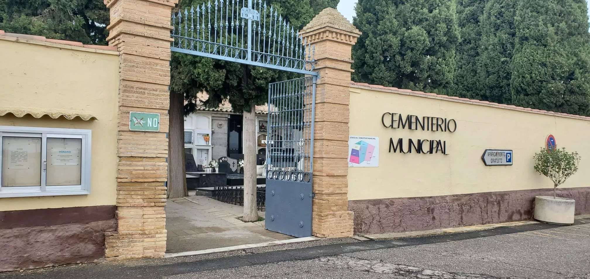 Cementerio municipal de Binéfar Cementerio municipal de Binéfar