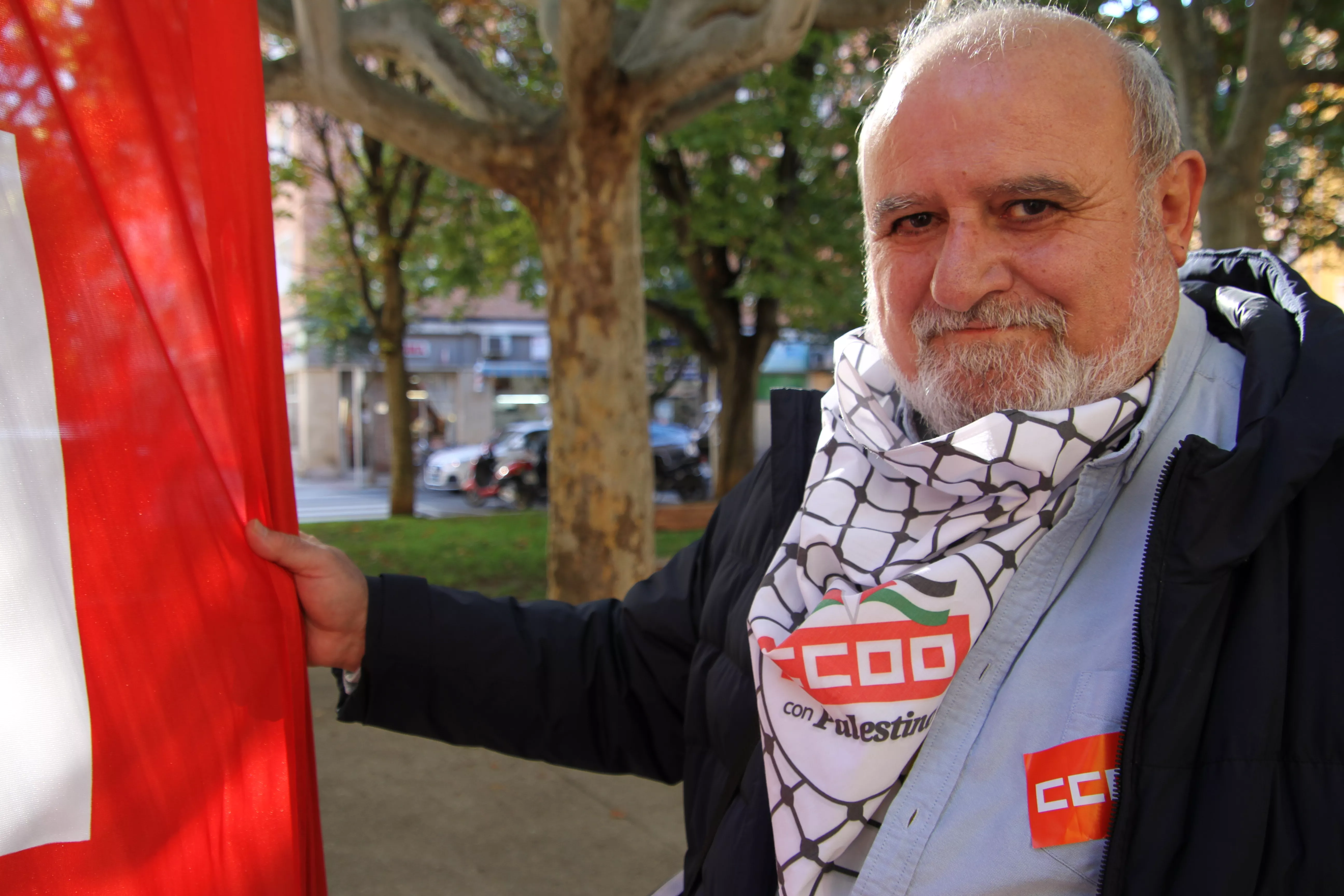 Concentración en Huesca por unos servicios públicos de calidad. Foto Carlos Neofato