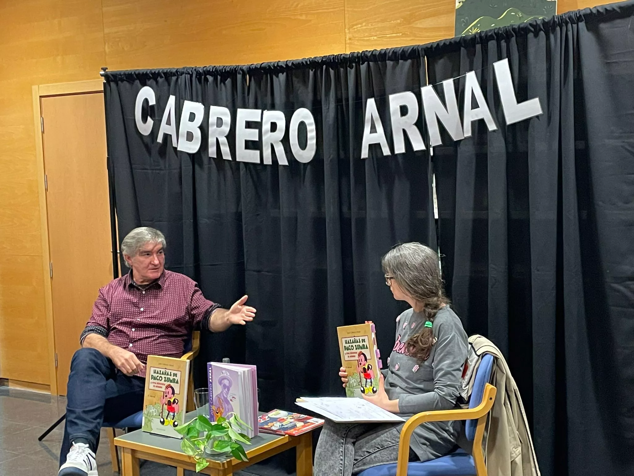 Presentación de Hazañas de Paco Zumba y otras historietas de animales de José Arnal Cabrero. Foto Carlos Neofato
