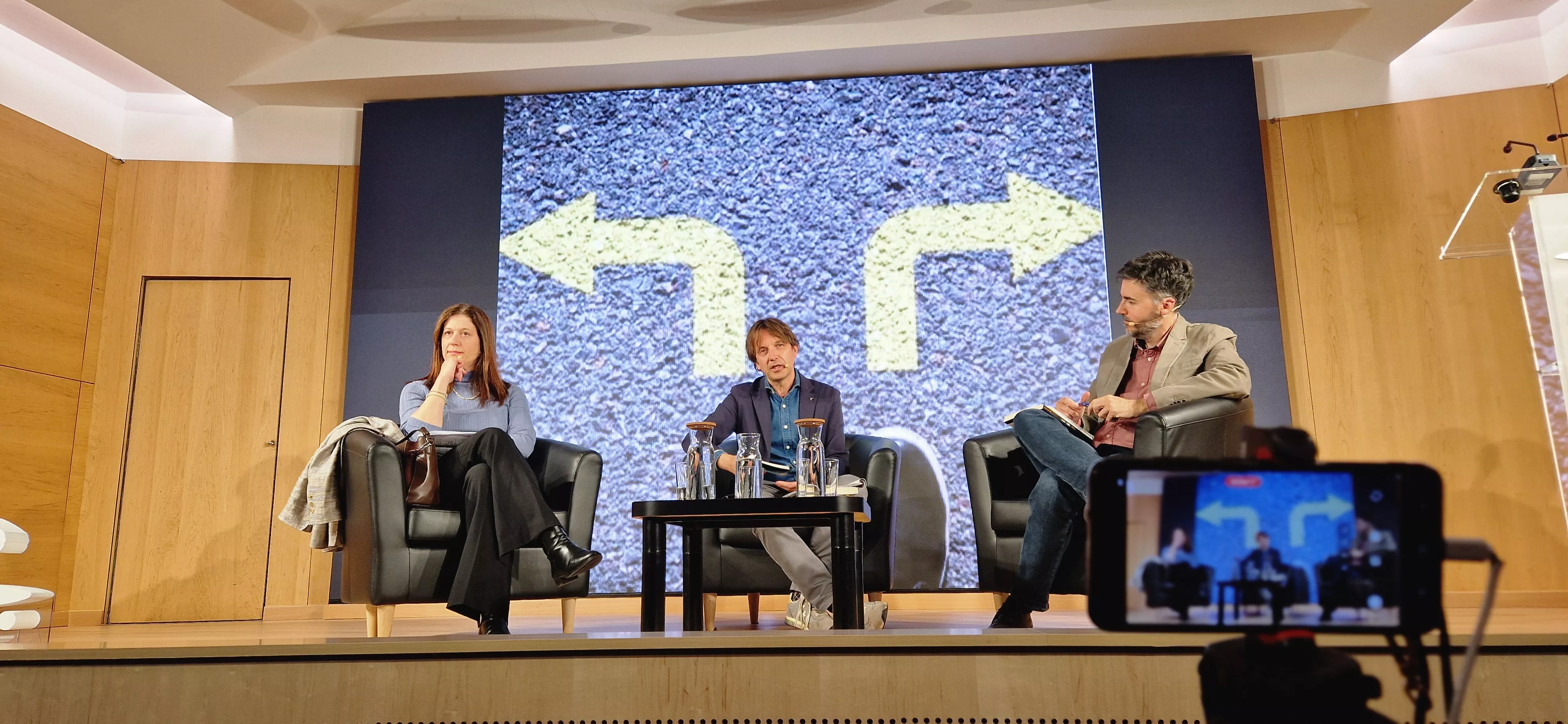Patricia Fernández, Javier Olivera y Guillermo Lahera. Foto Myriam Martínez