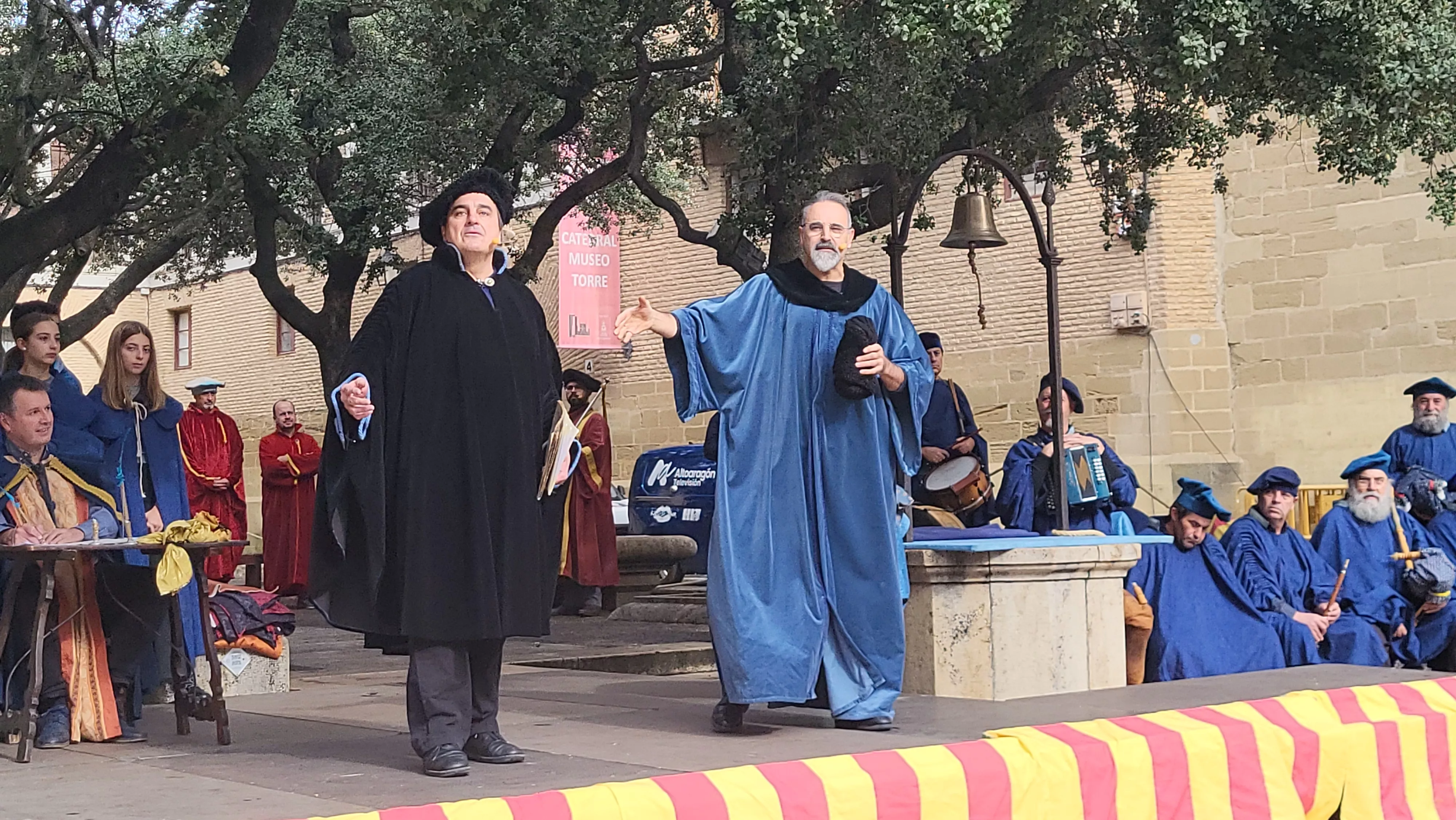 Recreación de la extracción de los oficios en Huesca. Foto Mercedes Manterola