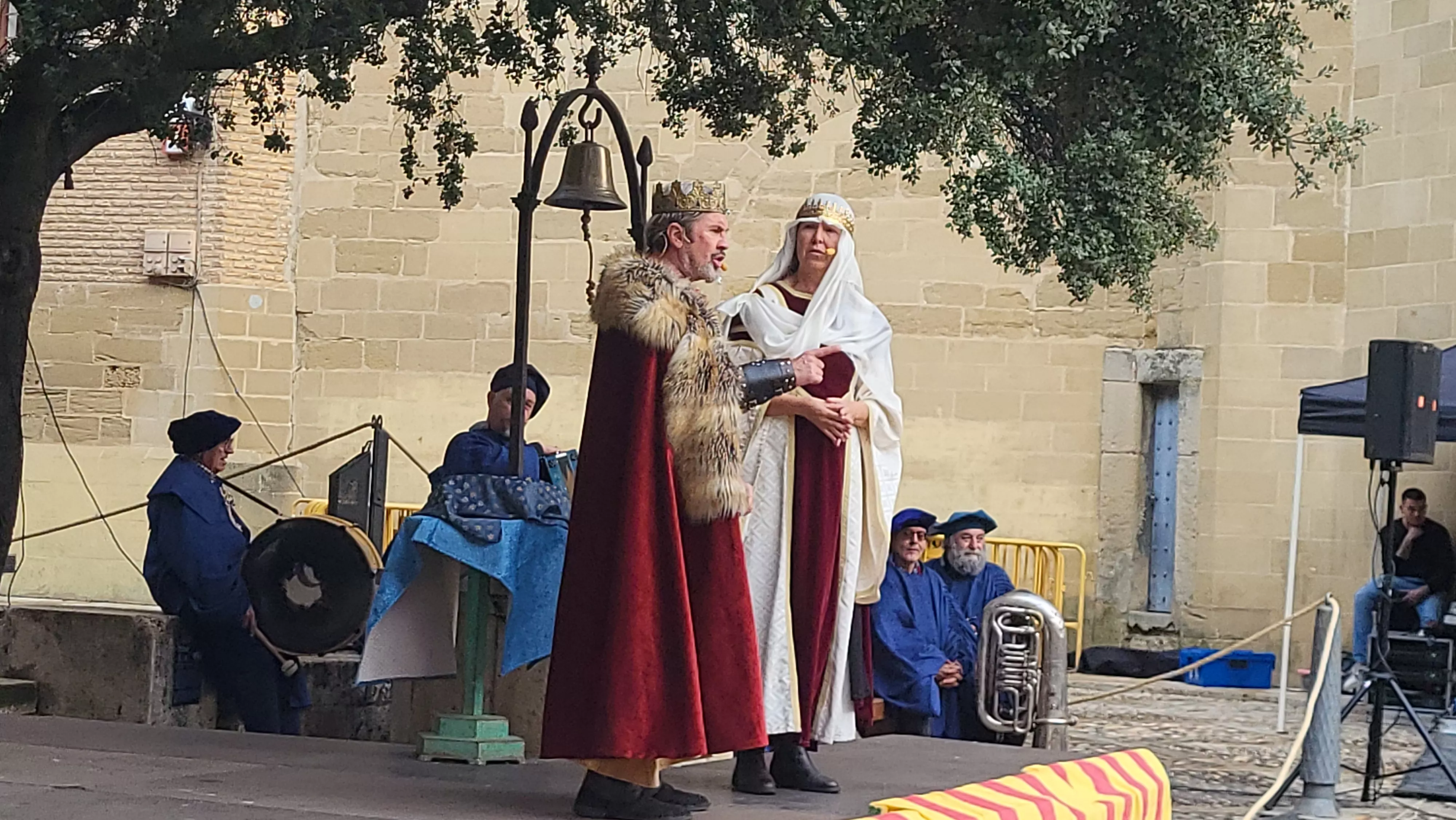 Recreación de la extracción de los oficios en Huesca. Foto Mercedes Manterola