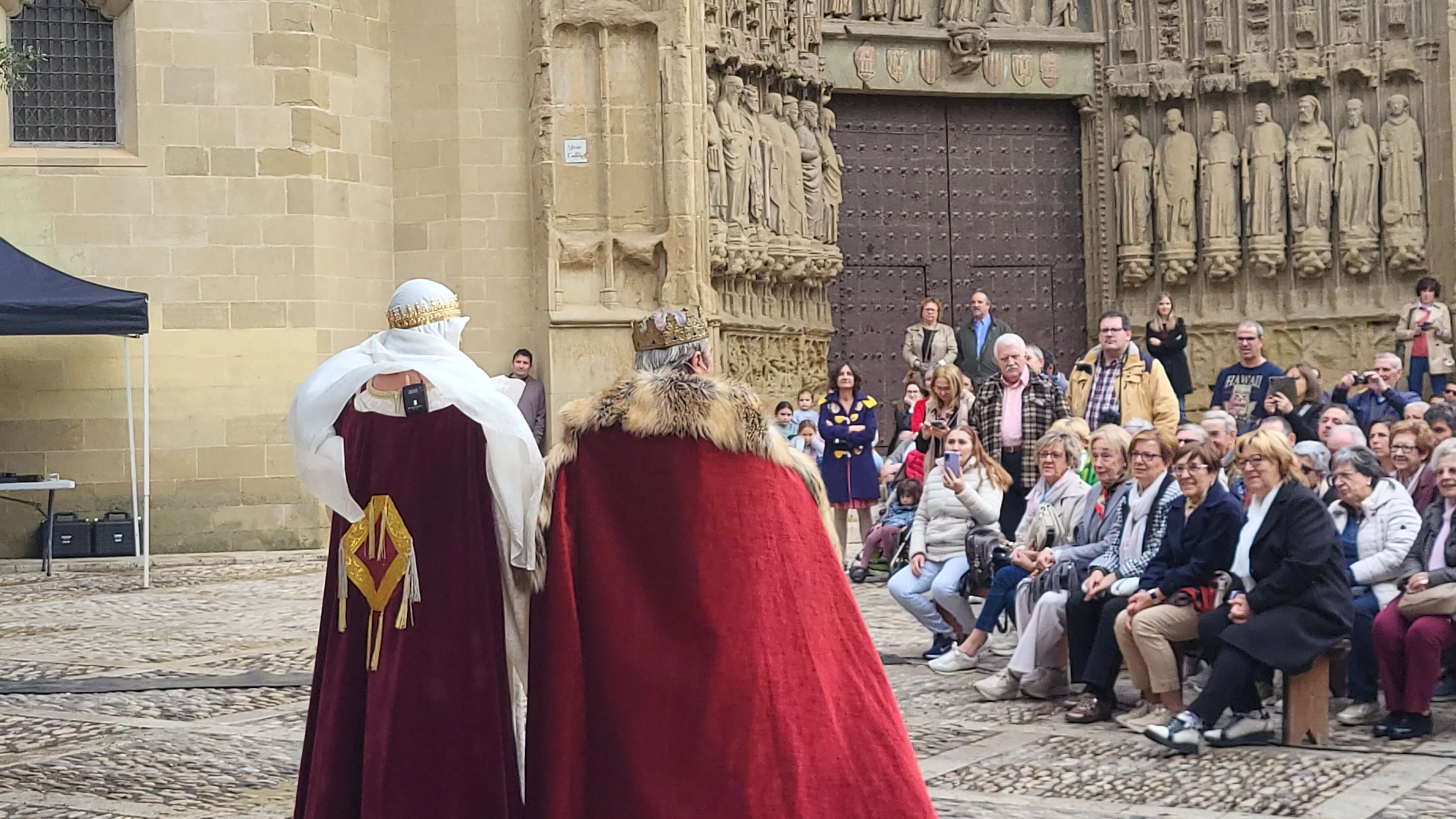 Recreación de la extracción de los oficios en Huesca. Foto Mercedes Manterola