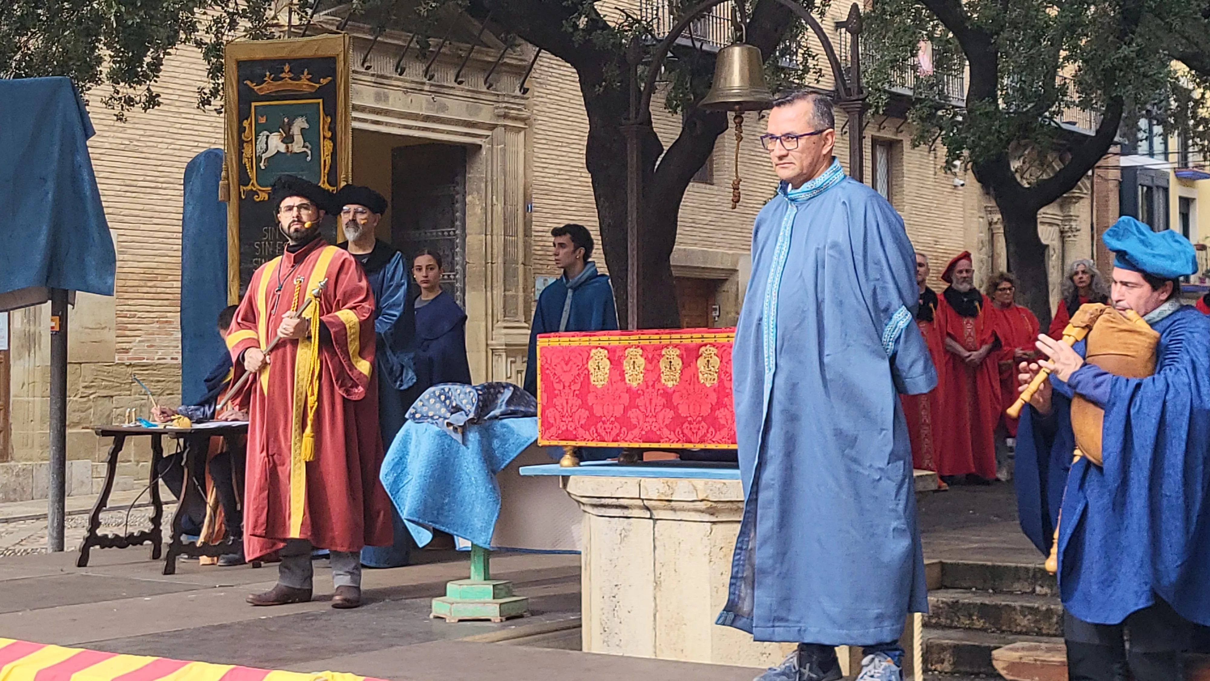Recreación de la extracción de los oficios en Huesca. Foto Mercedes Manterola