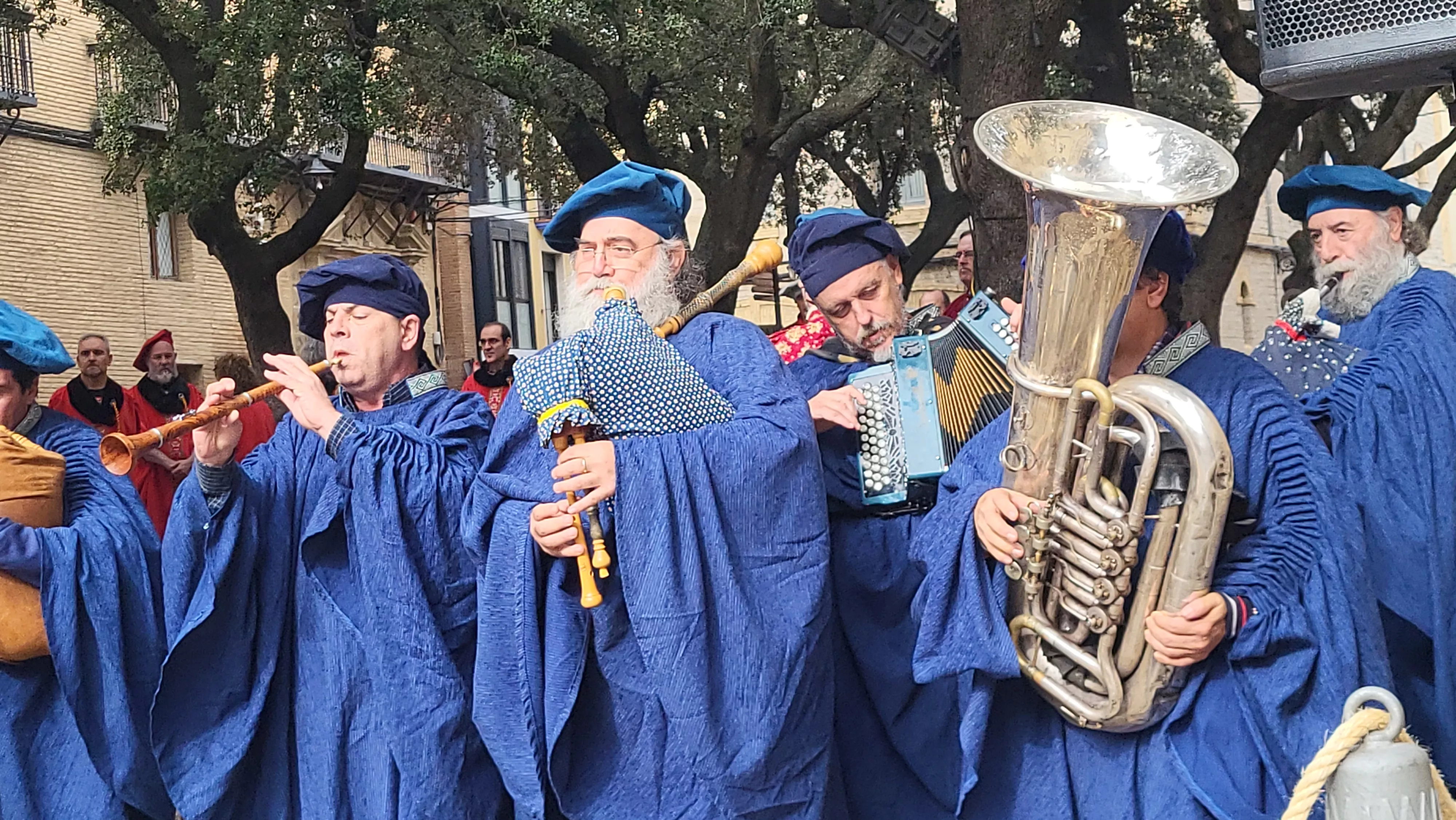 Recreación de la extracción de los oficios en Huesca. Foto Mercedes Manterola