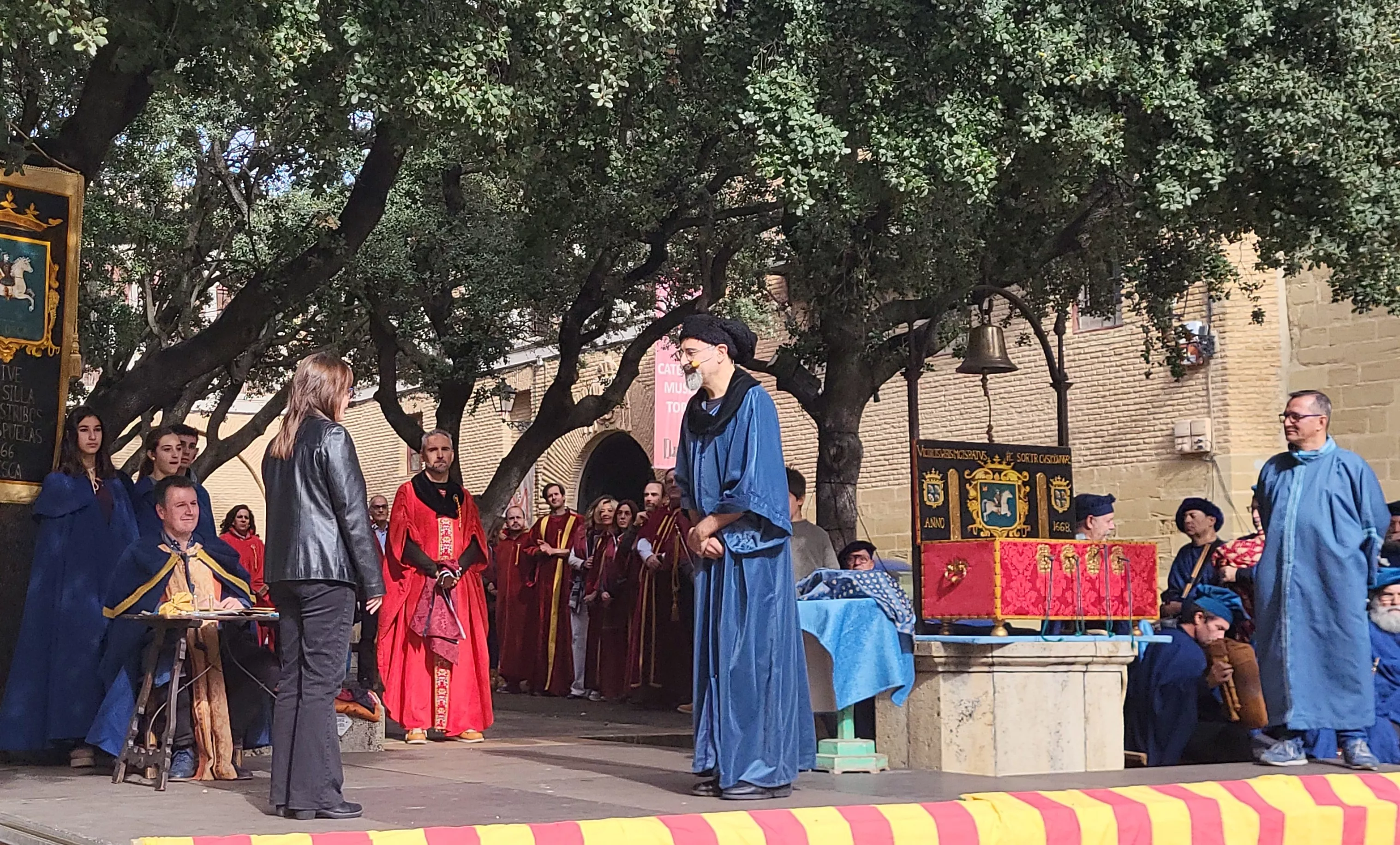 Recreación de la extracción de los oficios en Huesca. Foto Mercedes Manterola
