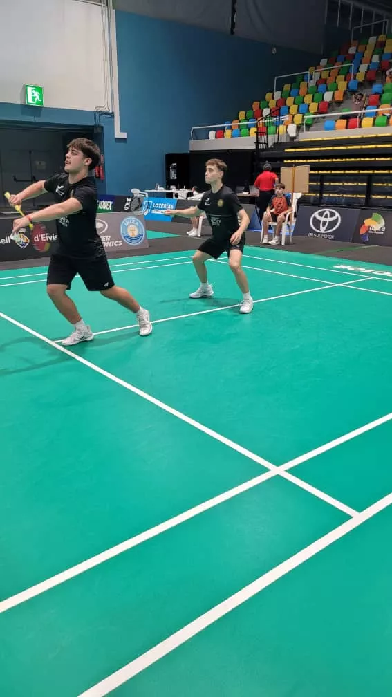 Partido Ibiza-Bádminton Huesca La Magia