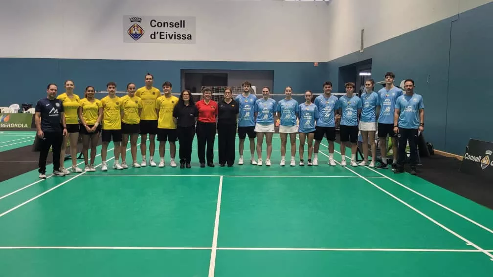 Partido Ibiza-Bádminton Huesca La Magia