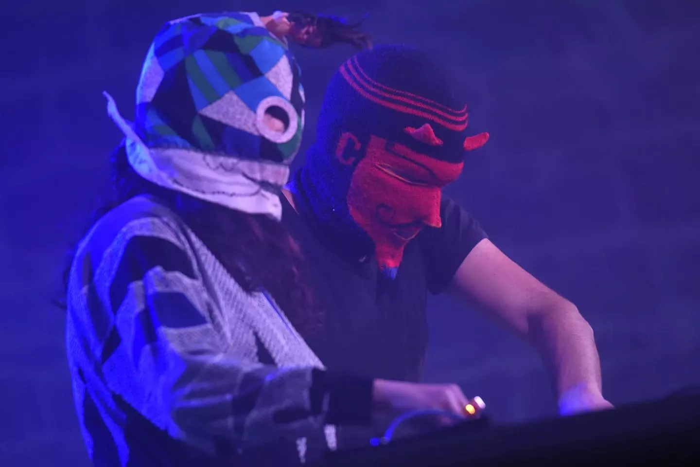 Primera velada musical de Extrarradios en la nave del SENPA de Ayerbe.