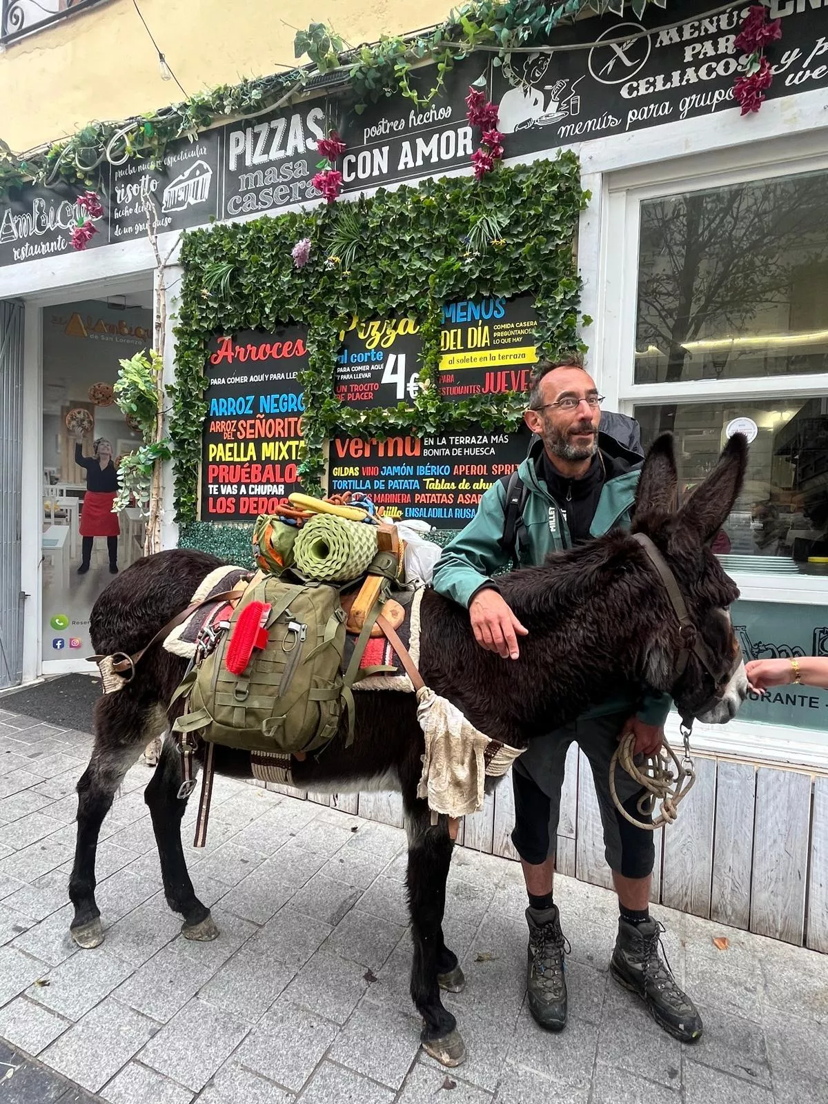 Aponie y Richard en el Alambique