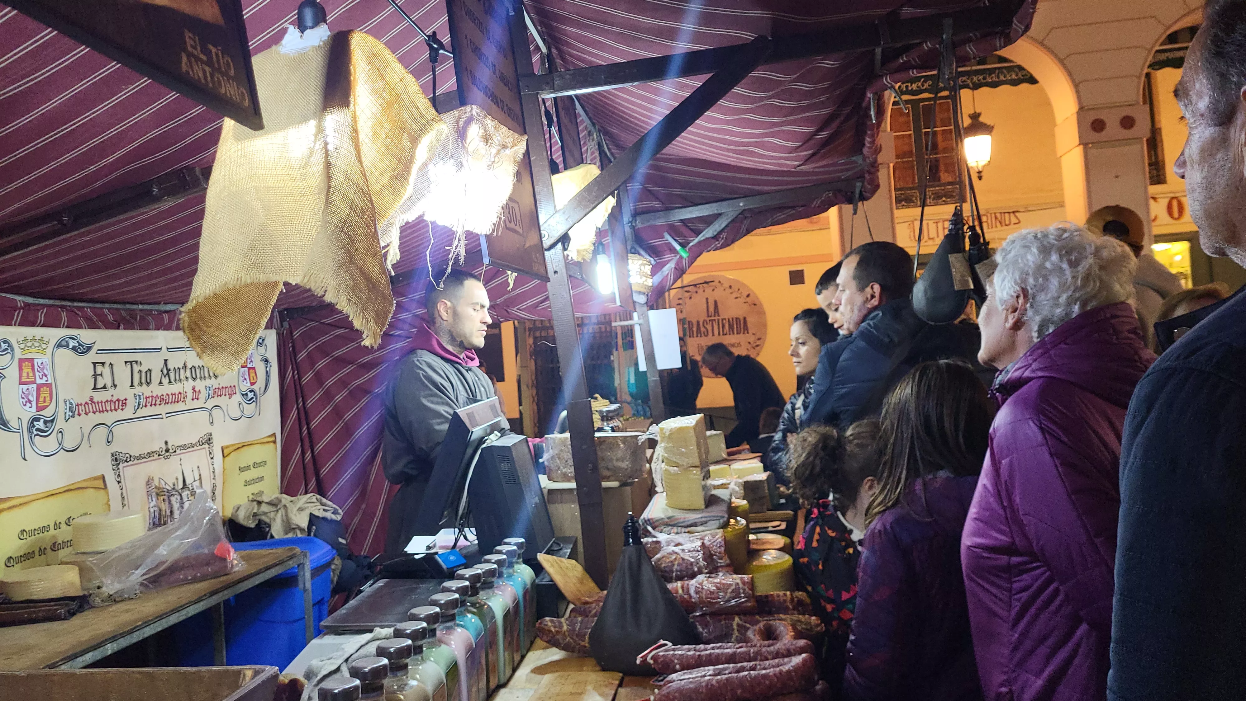 Despedida del Mercado Renacentista de Huesca. Foto Mercedes Manterola