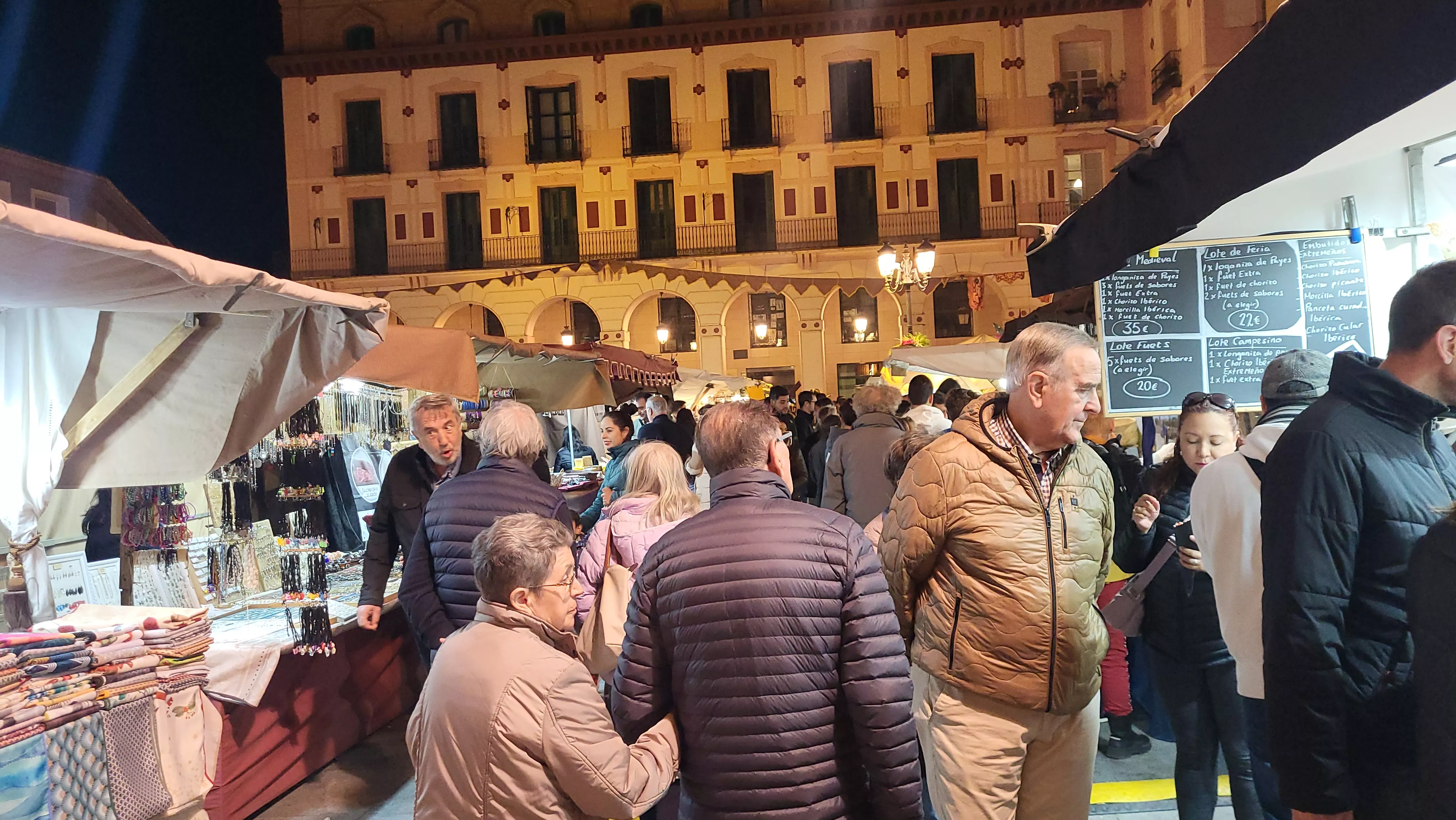 Despedida del Mercado Renacentista de Huesca. Foto Mercedes Manterola
