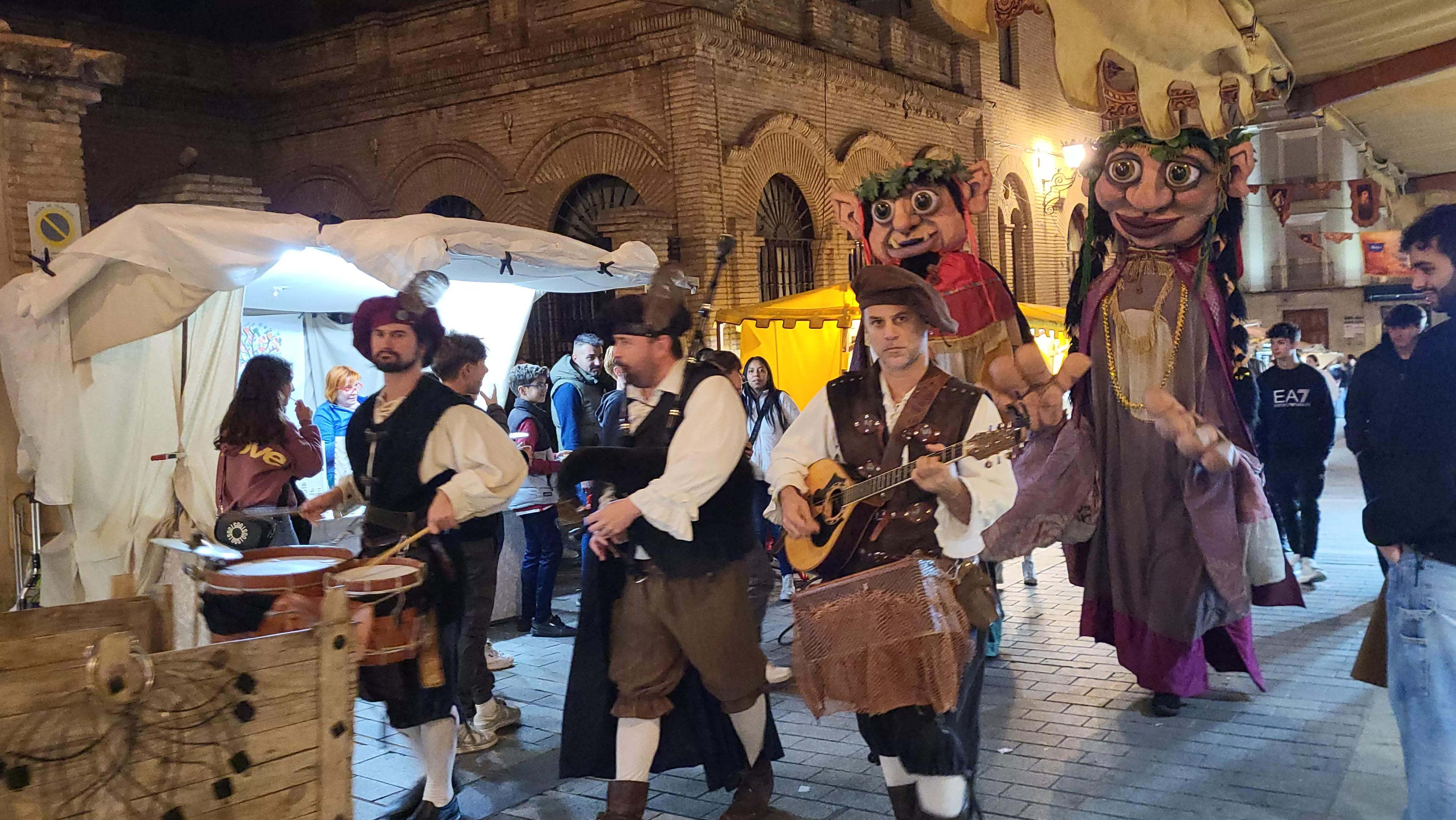 Despedida del Mercado Renacentista de Huesca. Foto Mercedes Manterola