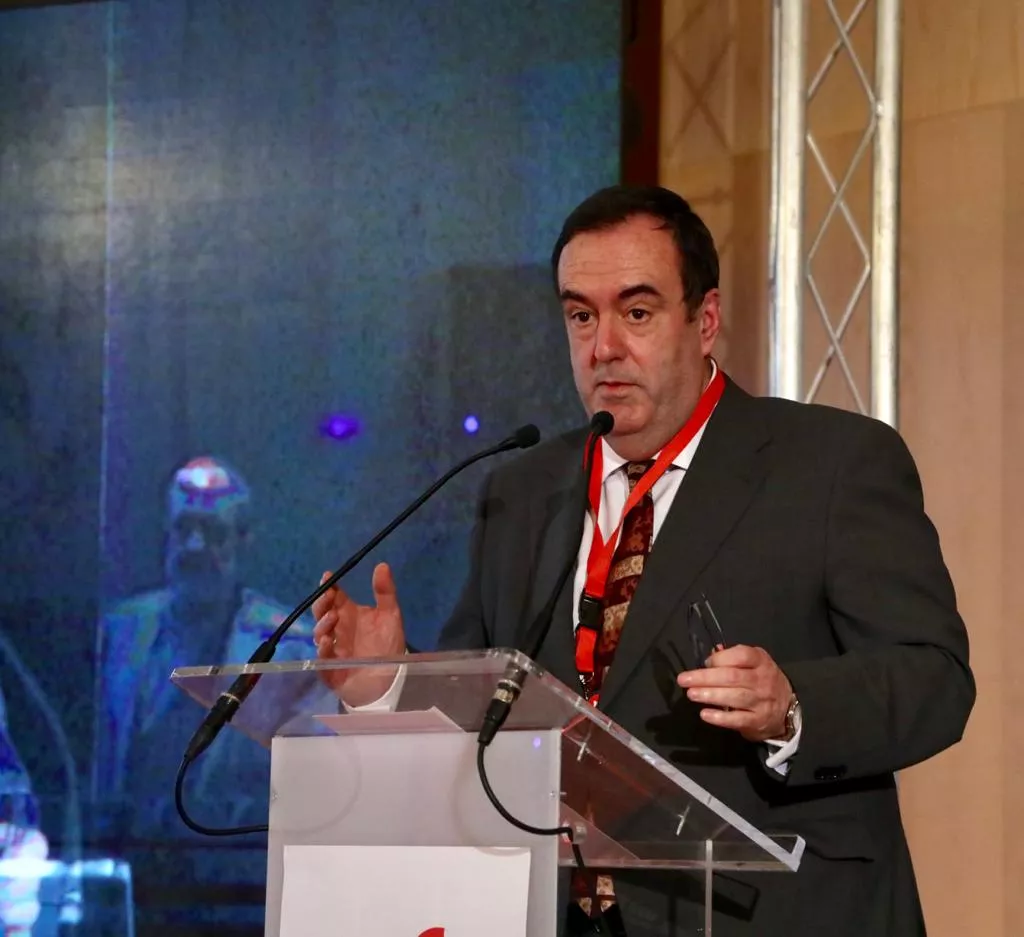 Javier García Antón. SD Huesca, Umberto Eco, las redes sociales y la decrepitud de la rumorología