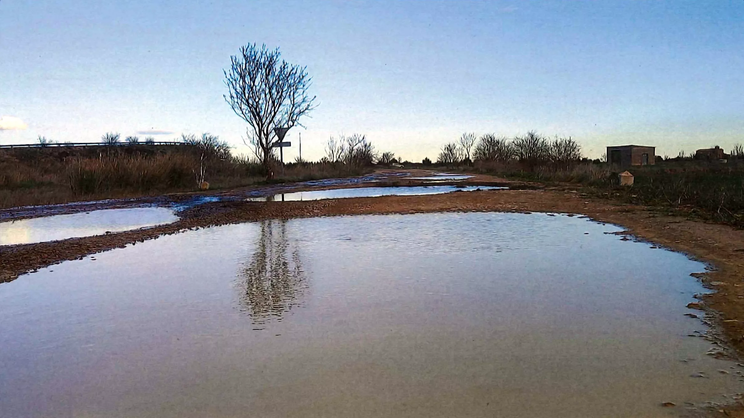 Camino La Paúl en Banariés Camino La Paúl en Banariés